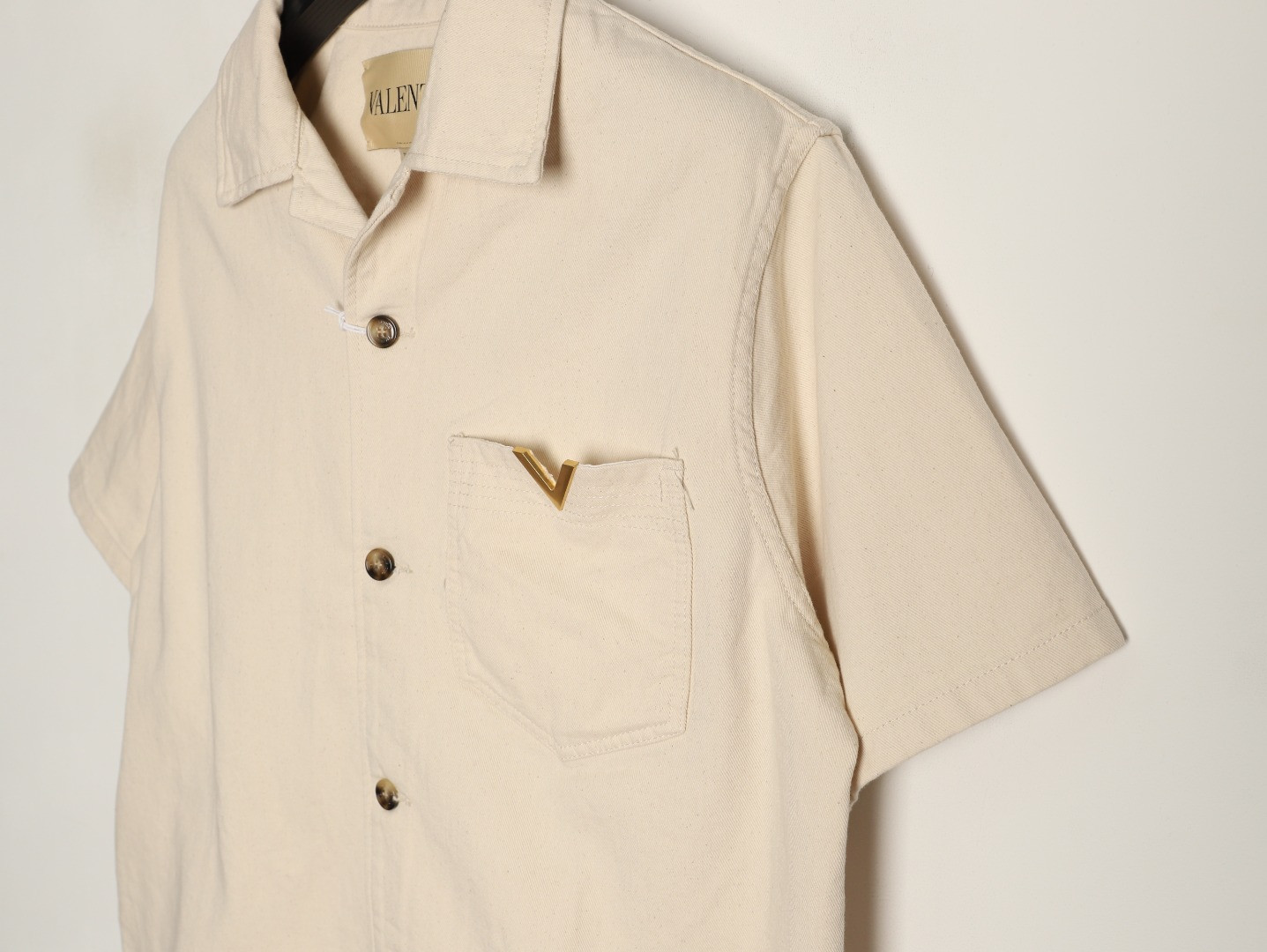 Va1e*ntin0 short-sleeved shirts