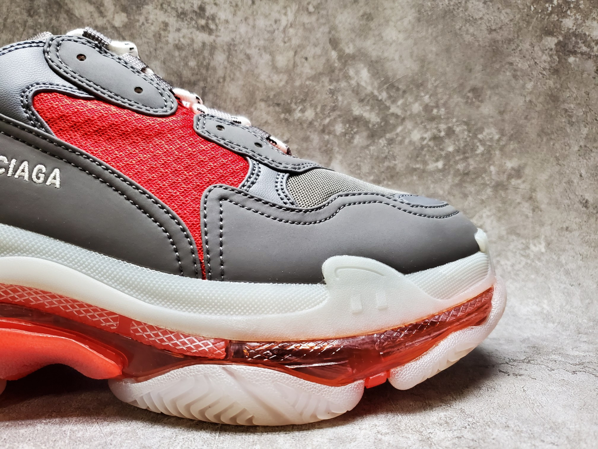Balenciga Triple S