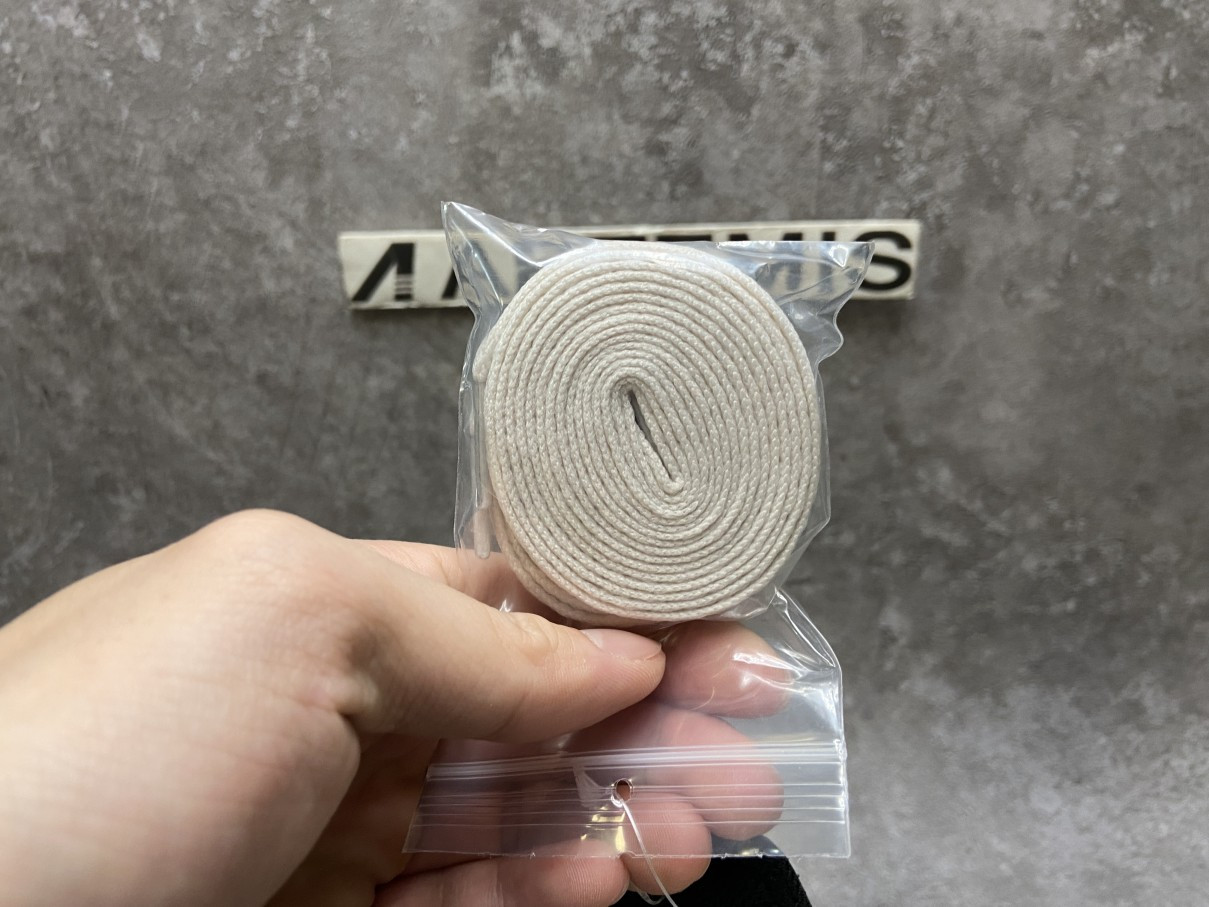 Air Jordan 1 Retro High Dark Mocha