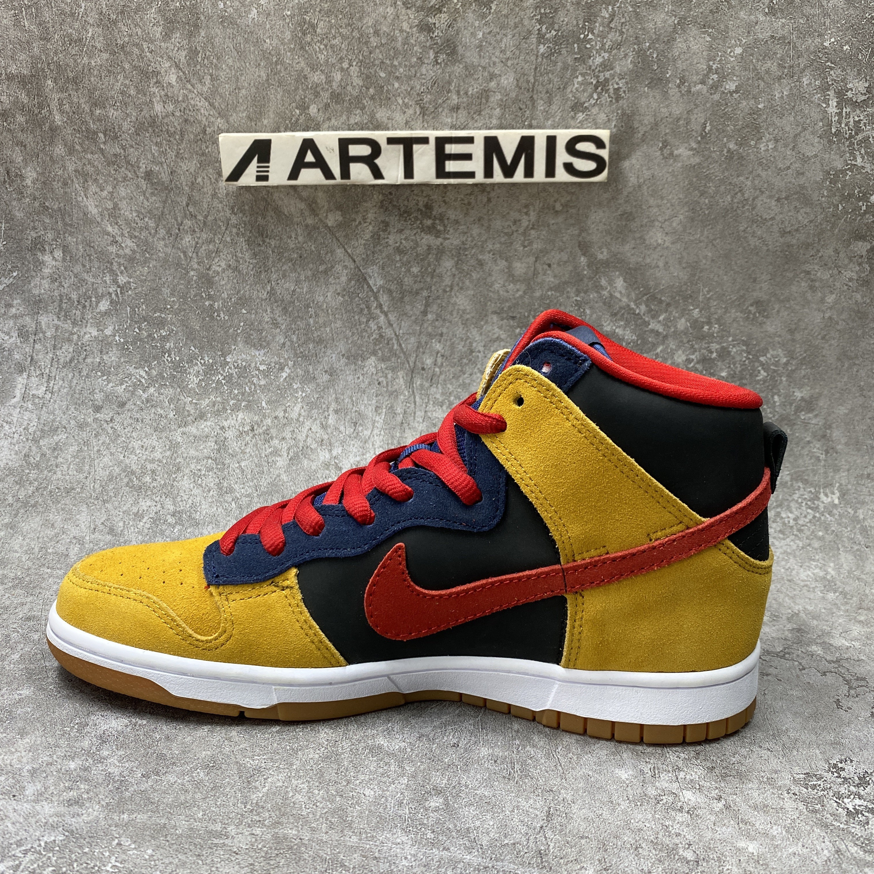 Nike Dunk SB High Reese Forbes