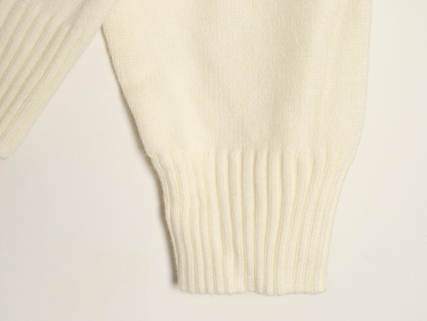 AMI Paris Knitting Cardigan
