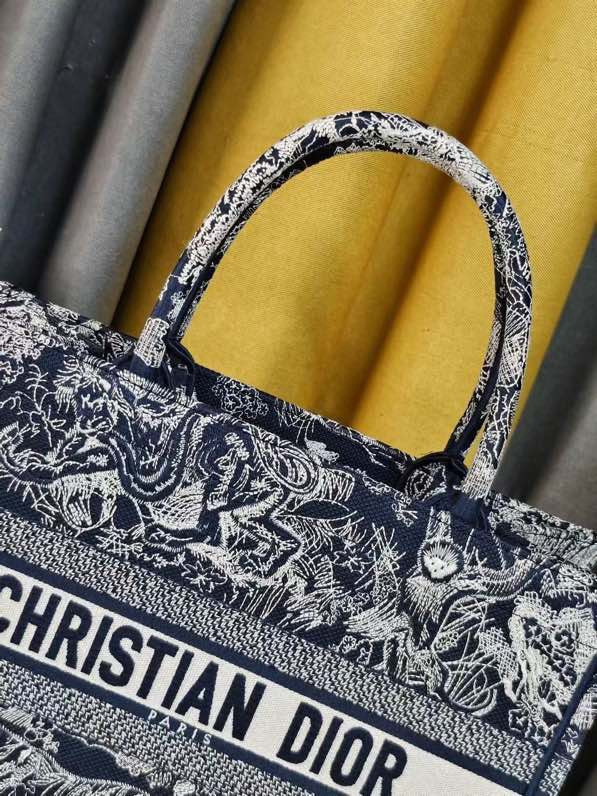 LARGE D*0r BOOK TOTE Blue and Ecru Toile de Jouy Reverse Embroidery 16.5 x 14 x 7.5 inches