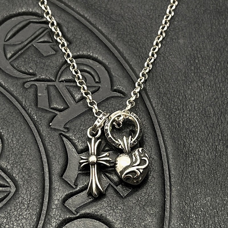 Ch**me He**ts heart and cross double pendant necklace