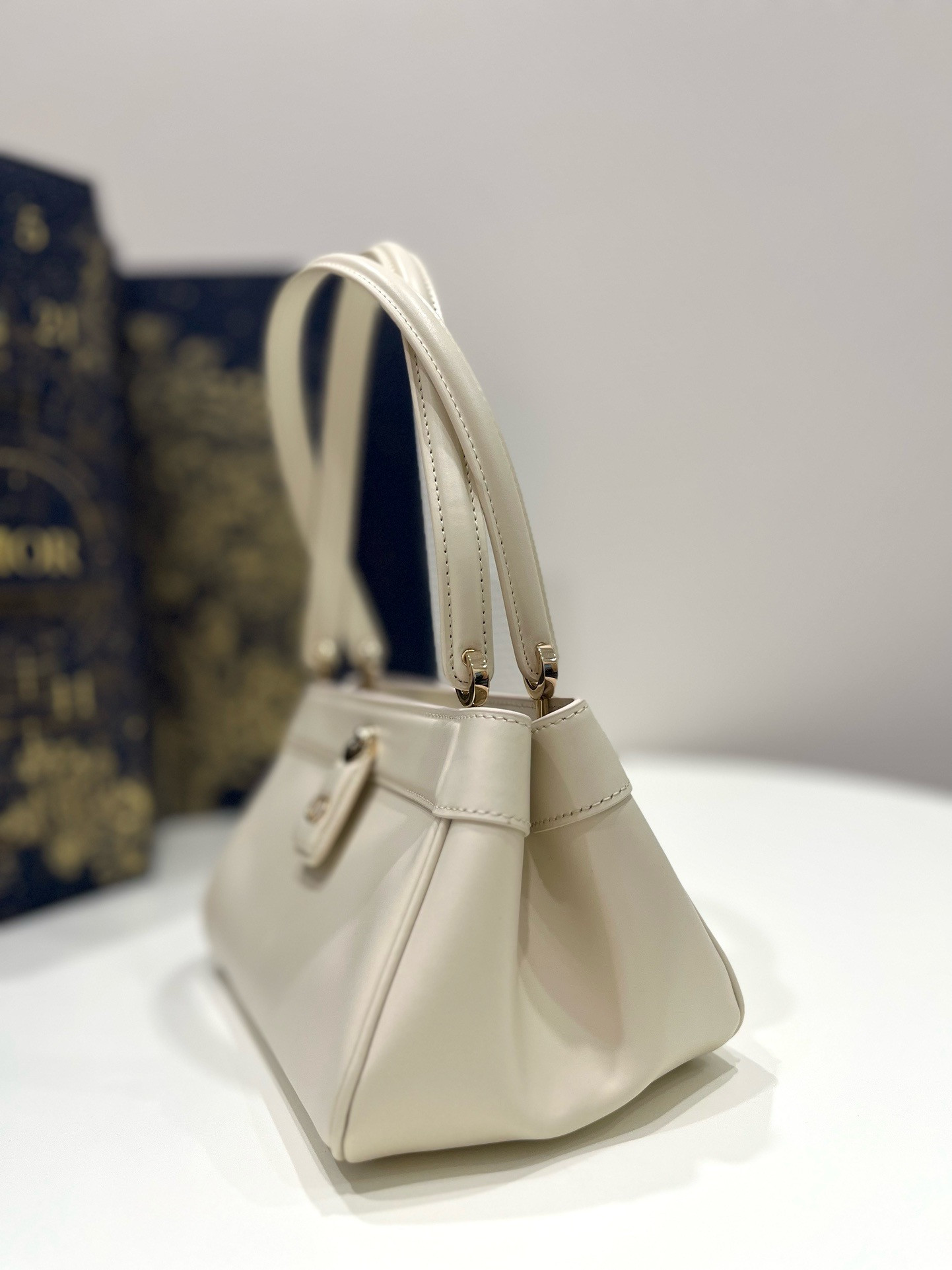 Ch**an D*0r SMALL D*0r KEY BAG 8.5x5x4.5 in
