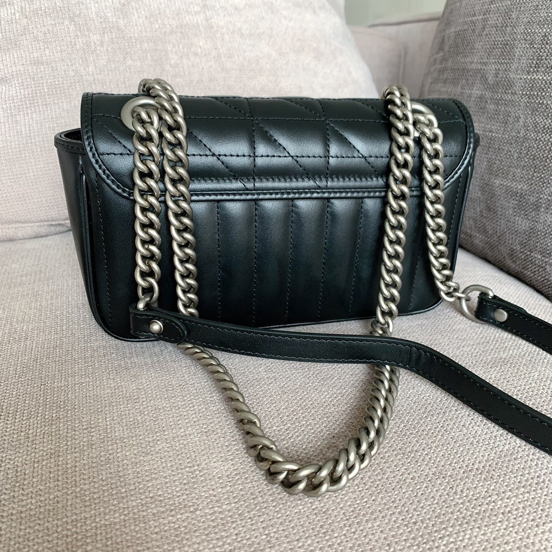 G*u*i GG Marmont mini shoulder bag 22cm