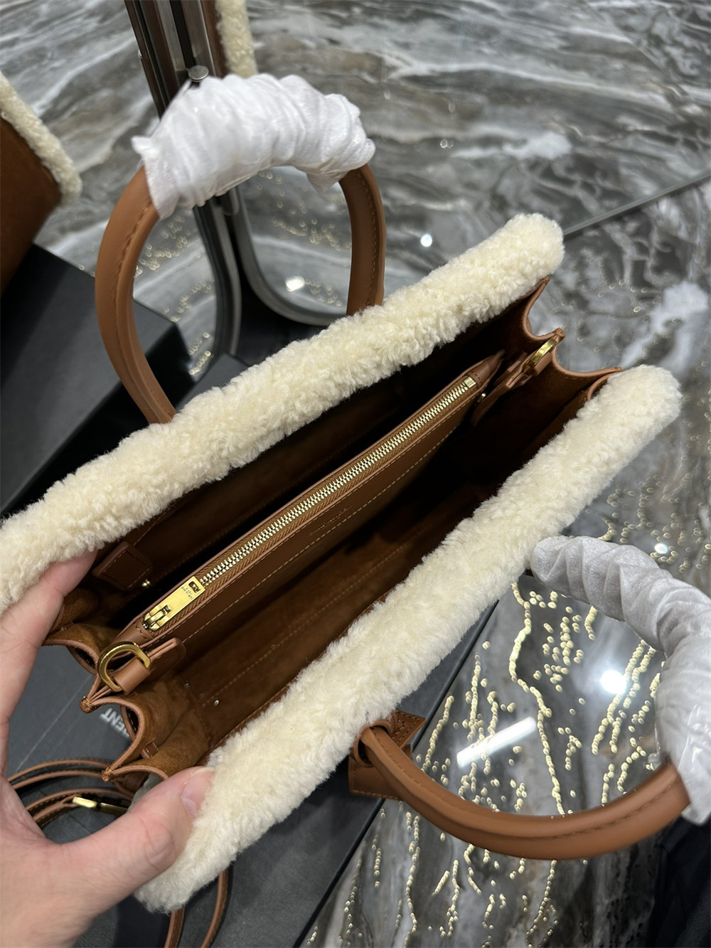 Y*L SAC DE JOUR S*pPLE BABY IN SUEDE AND SHEARLING DARK CIGAR AND NATURAL BEIGE