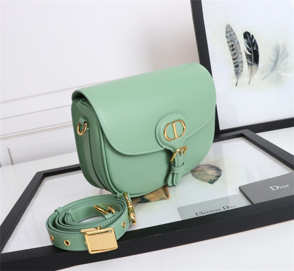 MEDIUM D*0r BOBBY BAG Green Box Calfskin