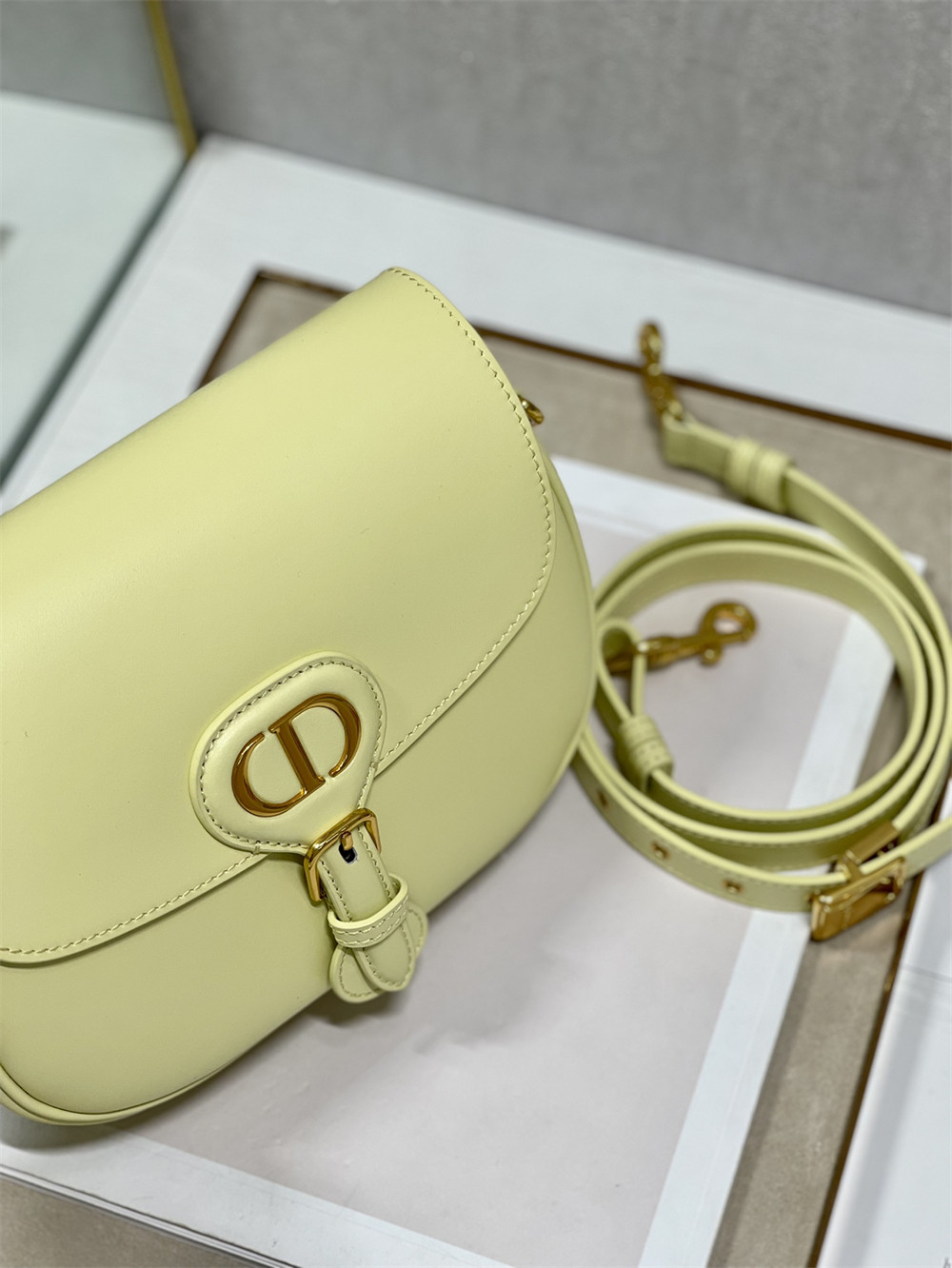 MEDIUM D*0r BOBBY BAG Light Green Box Calfskin