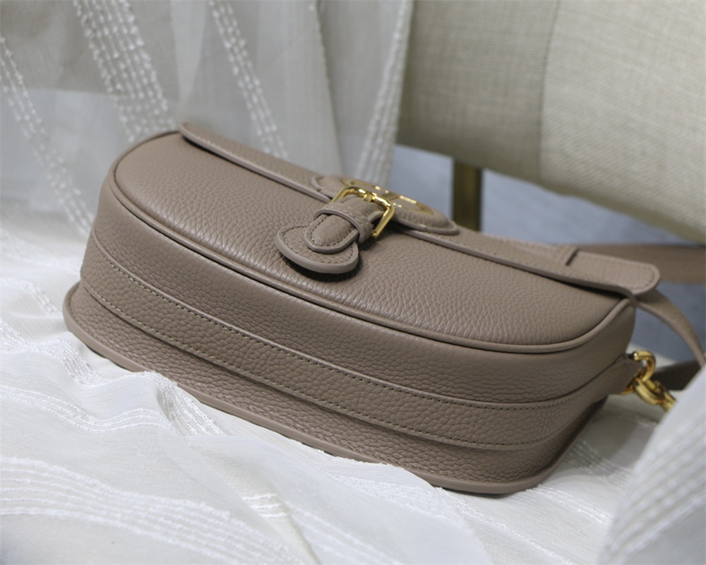 MEDIUM D*0r BOBBY BAG Grey Grained Calfskin