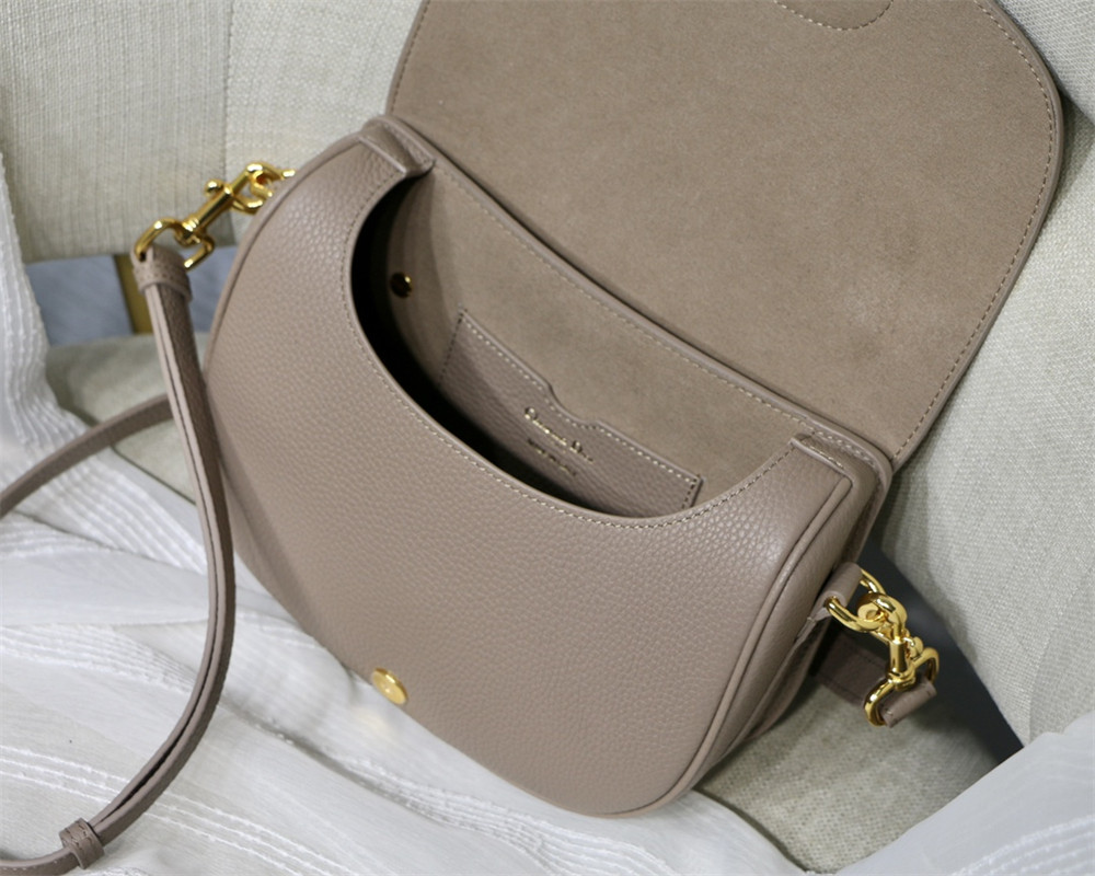 MEDIUM D*0r BOBBY BAG Grey Grained Calfskin