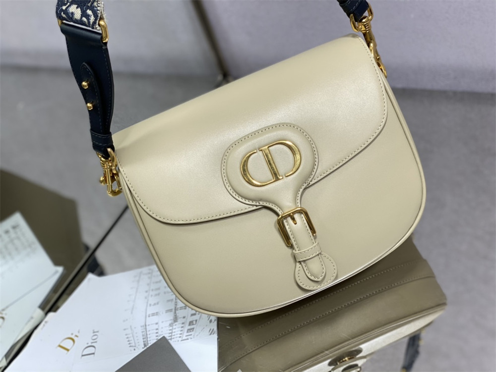 LARGE D*0r BOBBY BAG Light green Box Calfskin