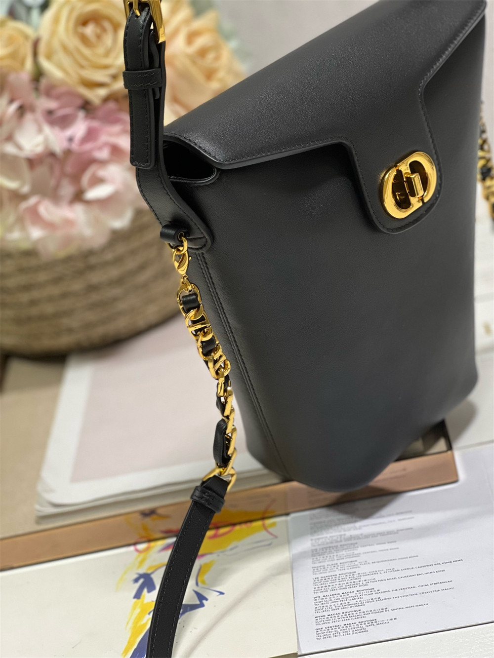 D*0r 30 Montaigne Large Chain Bucket Bag Black 17x7x18cm