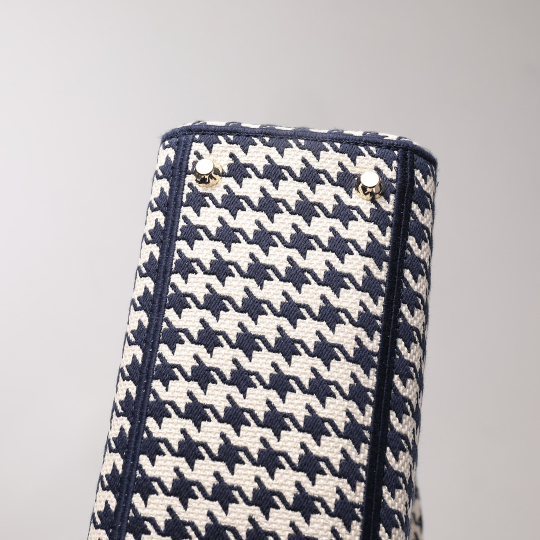 MEDIUM D*0r LADY D-LITE BAG 24 x 20 x 11 cm