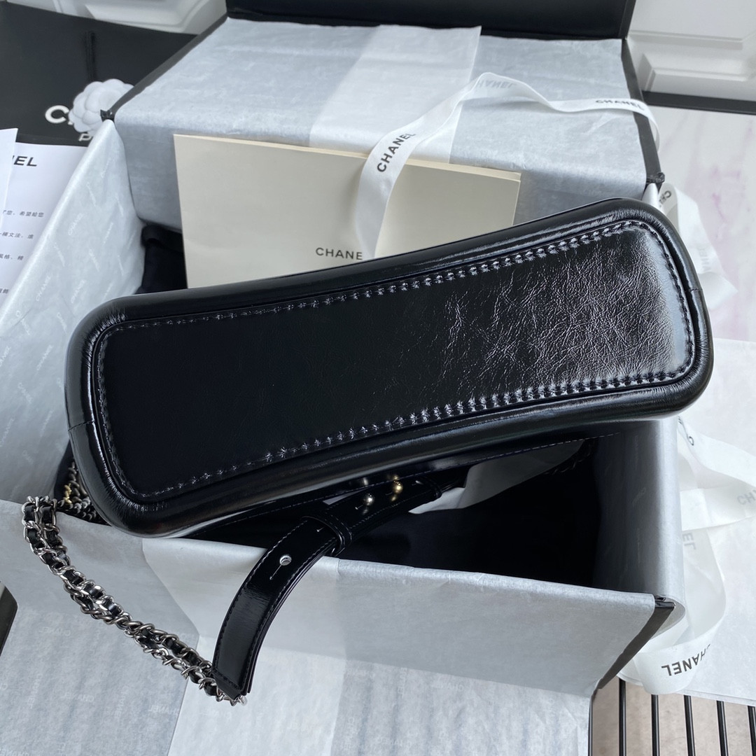 Ch*el Gabrielle MEDIUM BLUE BLACK 21 x 28 x 10cm