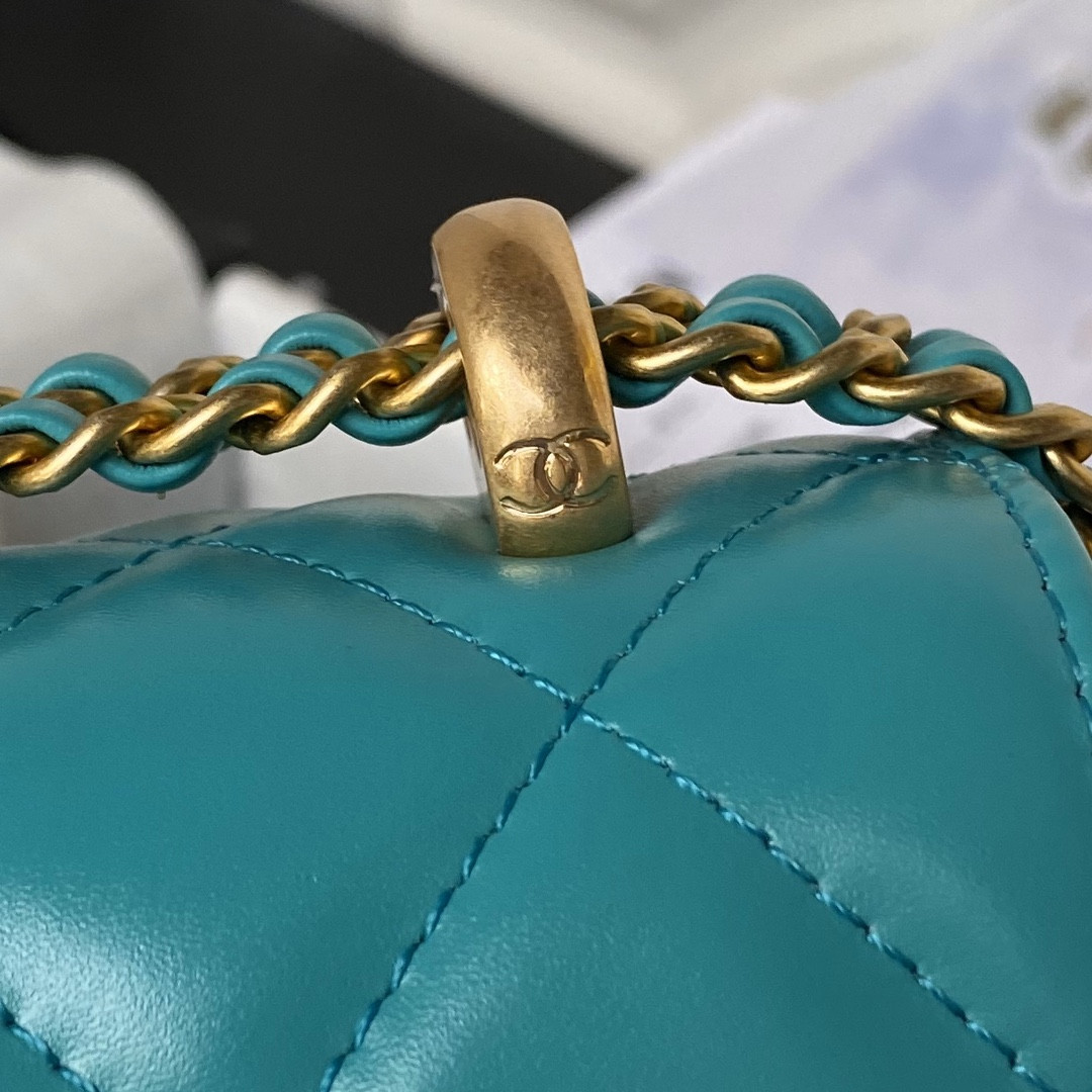 Ch*el FLAP BAG BLUE 22×14.5×8cm