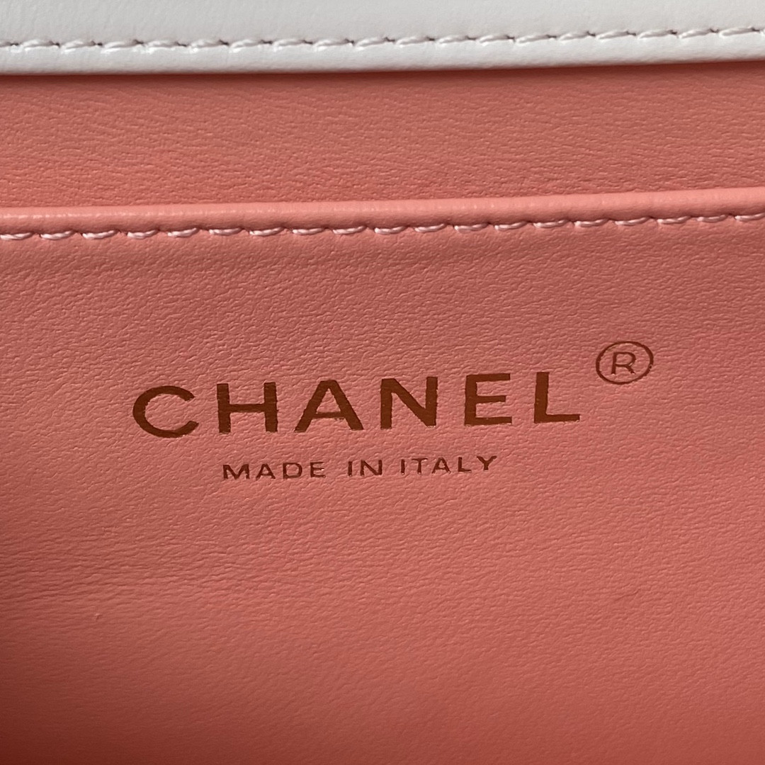 Ch*el FLAP BAG WHITE 22×14.5×8cm