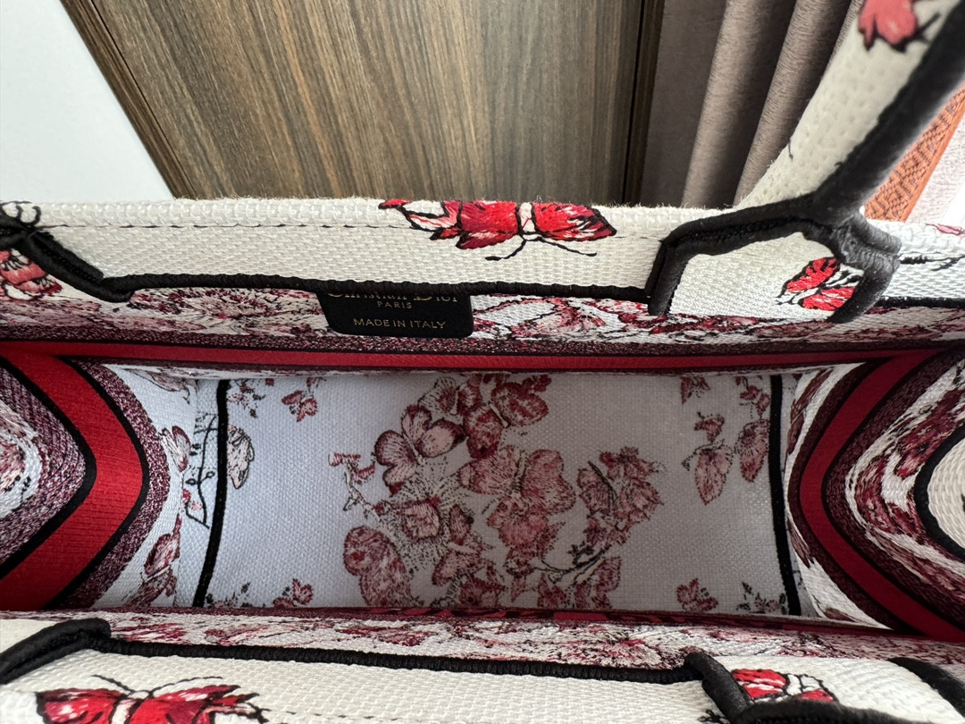 Medium D*0r Book Tote White and Red Le Cœur des Papillons Embroidery 14 x 11 x 6.5 inches