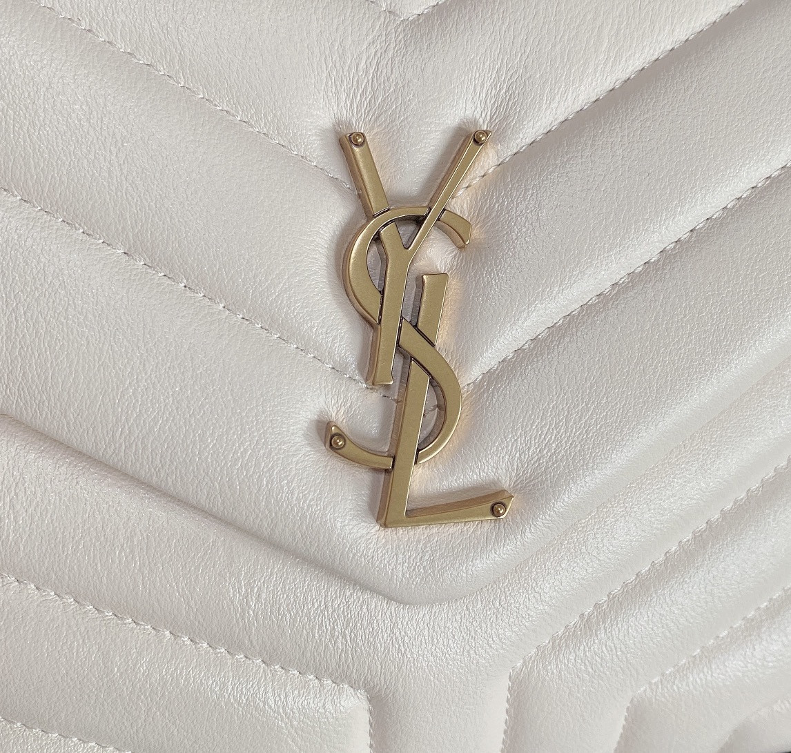 Y*L LOULOU SMALL IN QUILTED LEATHER WHITE GOLD 9 X 6.1 X 3.3 INCHES