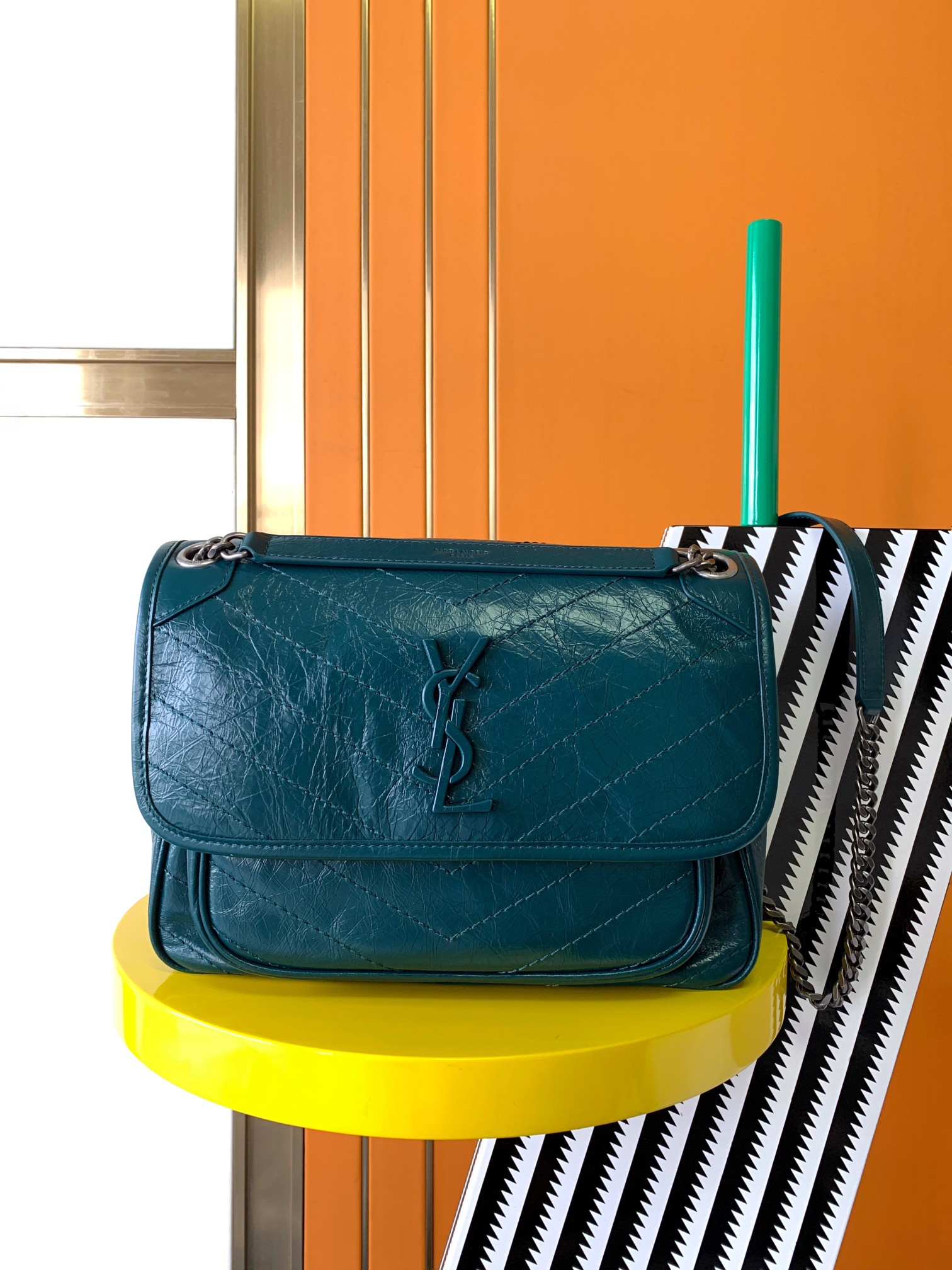 Y*L NIKI MEDIUM IN VINTAGE LEATHER 11 X 7.8 X 3.3 INCHES