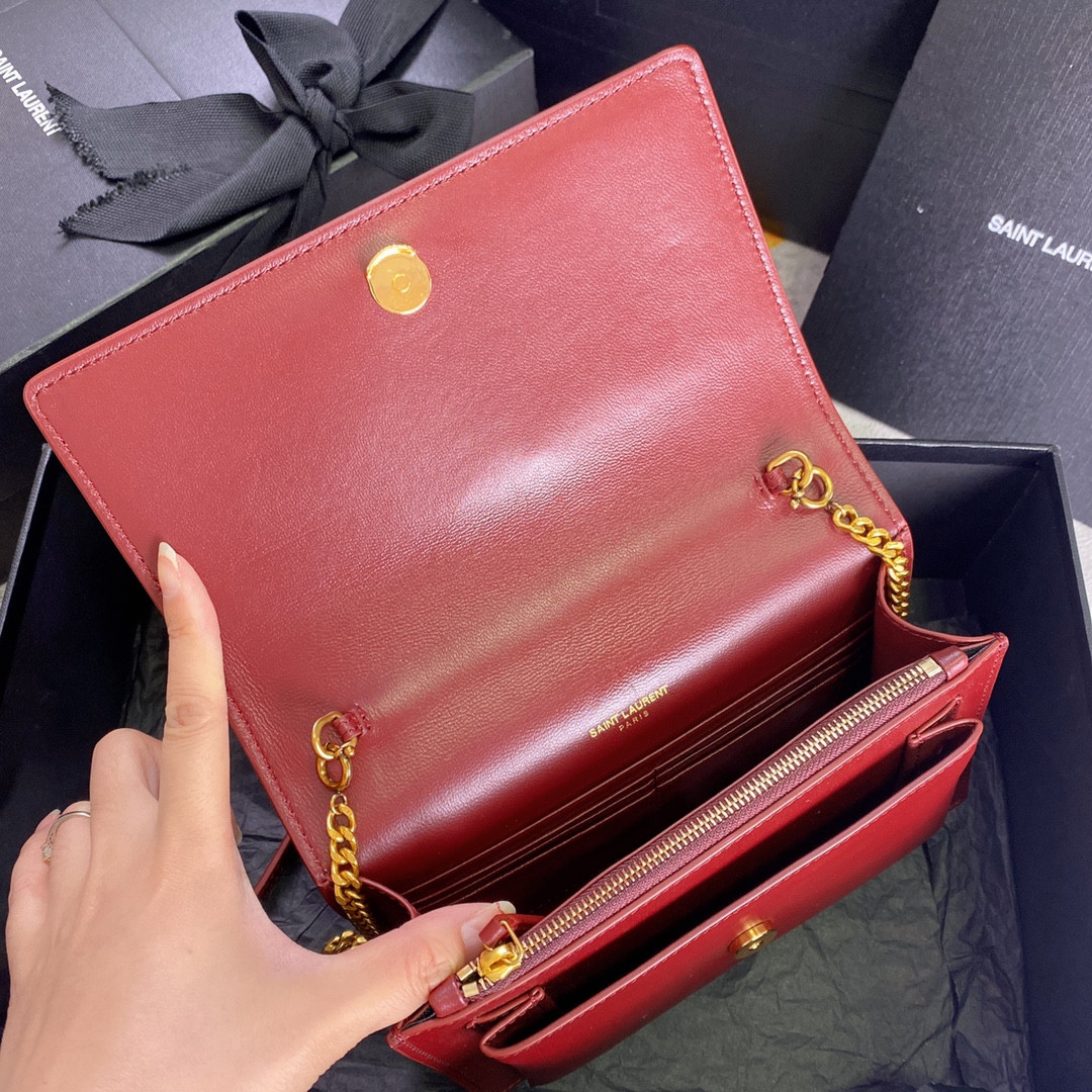 Y*L SUNSET CHAIN WALLET IN SMOOTH LEATHER 7.4 X 5.5 X 2.1 INCHES