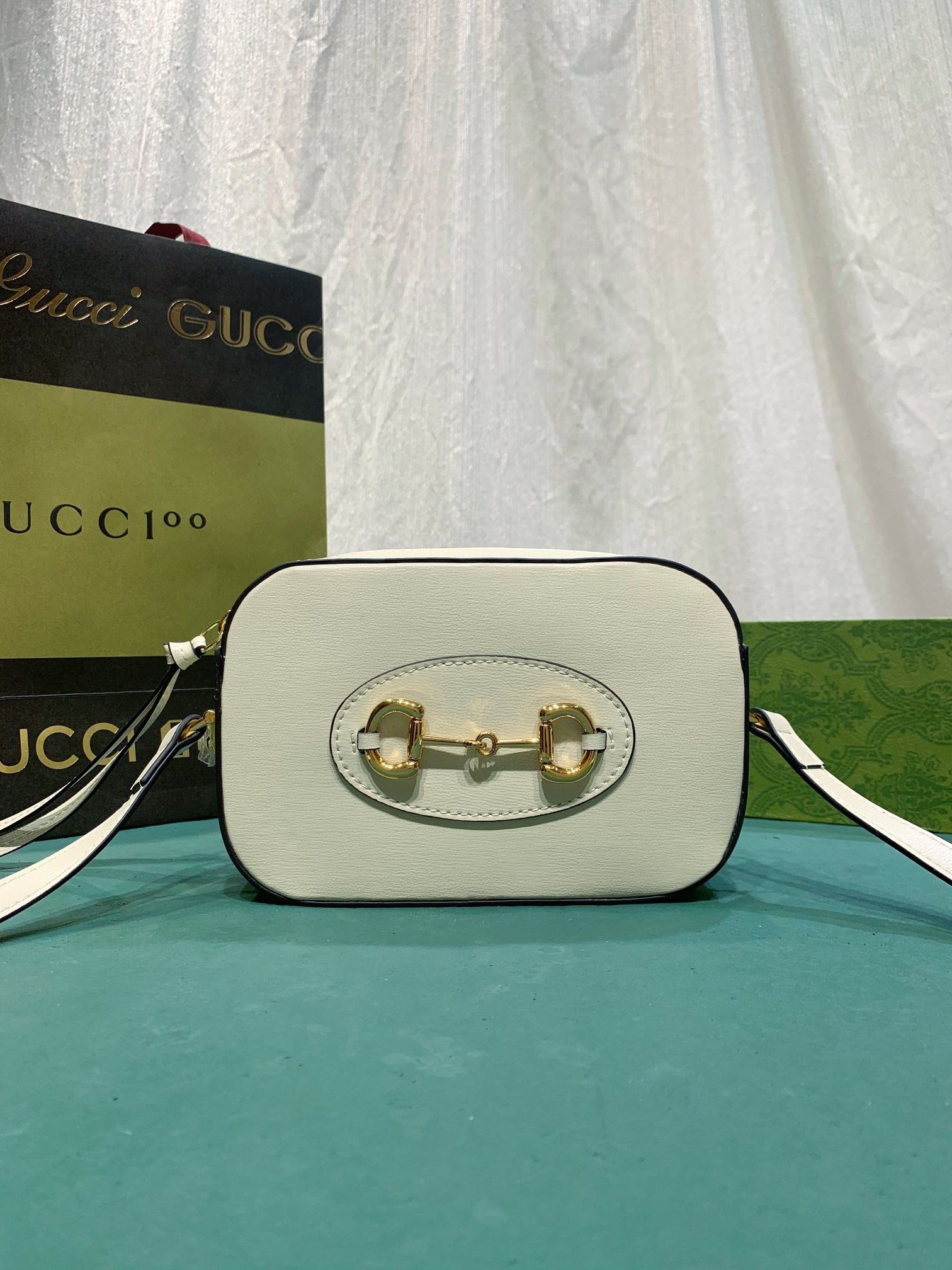 G*u*i HORSEBIT 1955 SMALL SHOULDER BAG WHITE 7.9"W x 5.1"H x 2.4"D