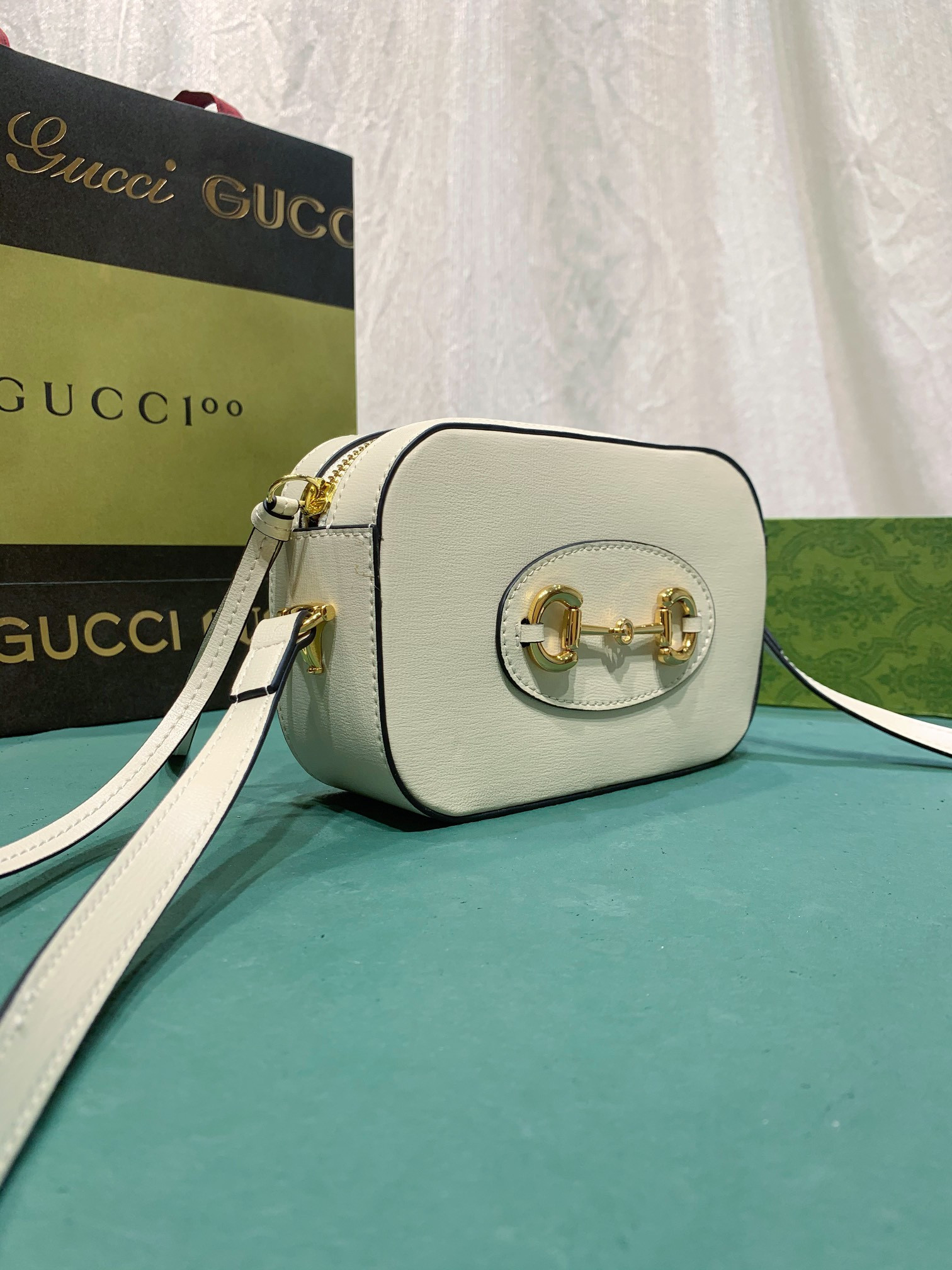 G*u*i HORSEBIT 1955 SMALL SHOULDER BAG WHITE 7.9"W x 5.1"H x 2.4"D