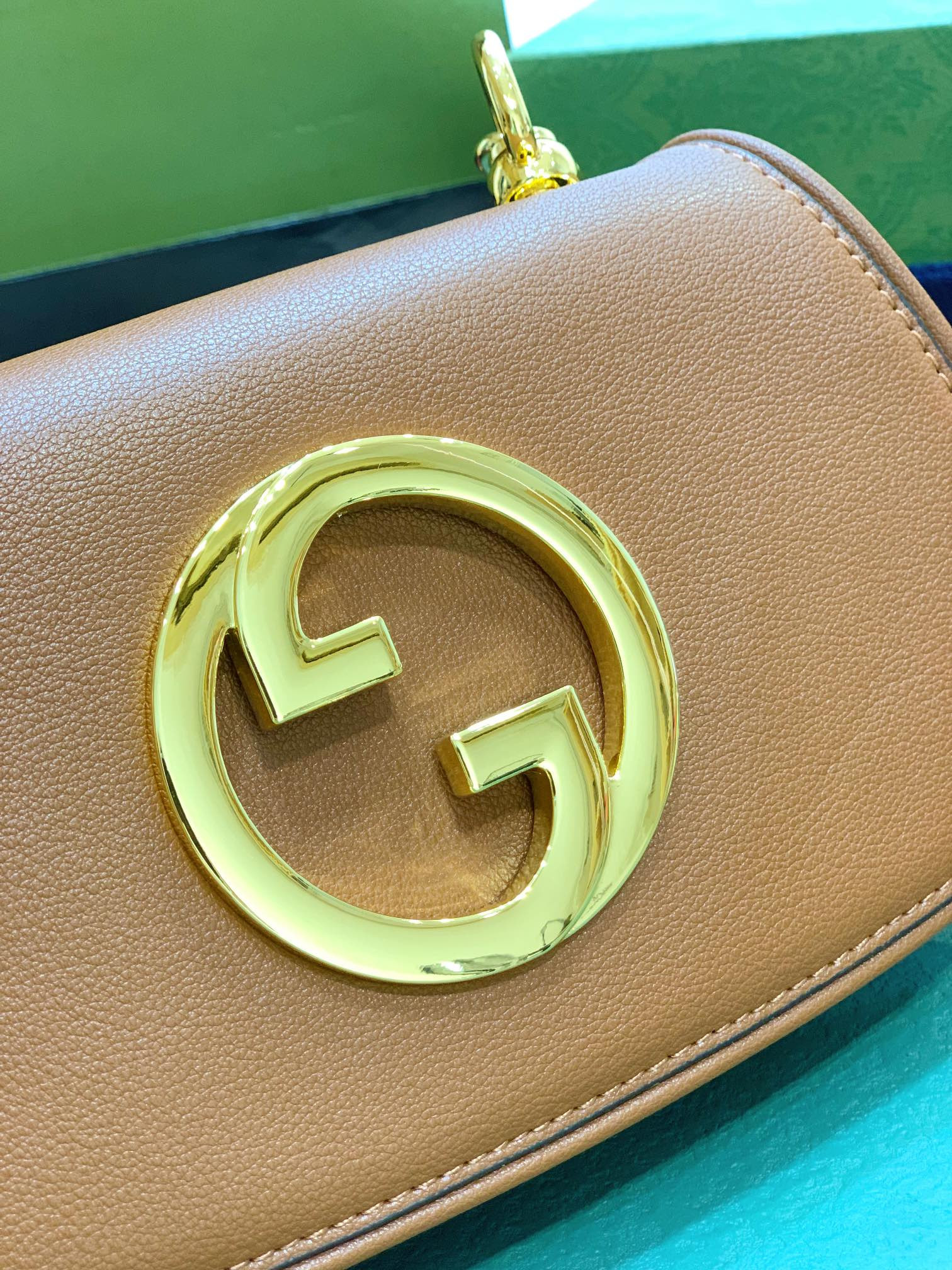 G*u*i BLONDIE MINI BAG COFFEE 8.7"W x 5.1"H x 2.2"D