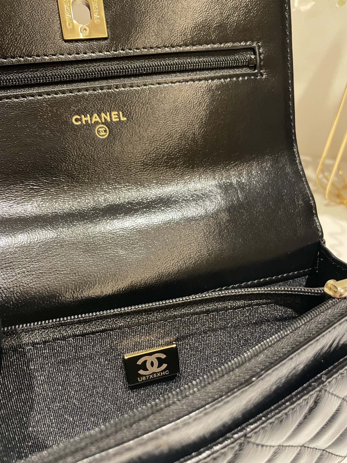Ch*el CLASSIC WALLET ON CHAIN Rhinestone Handle BLACK 4.8 × 7.5 × 1.4