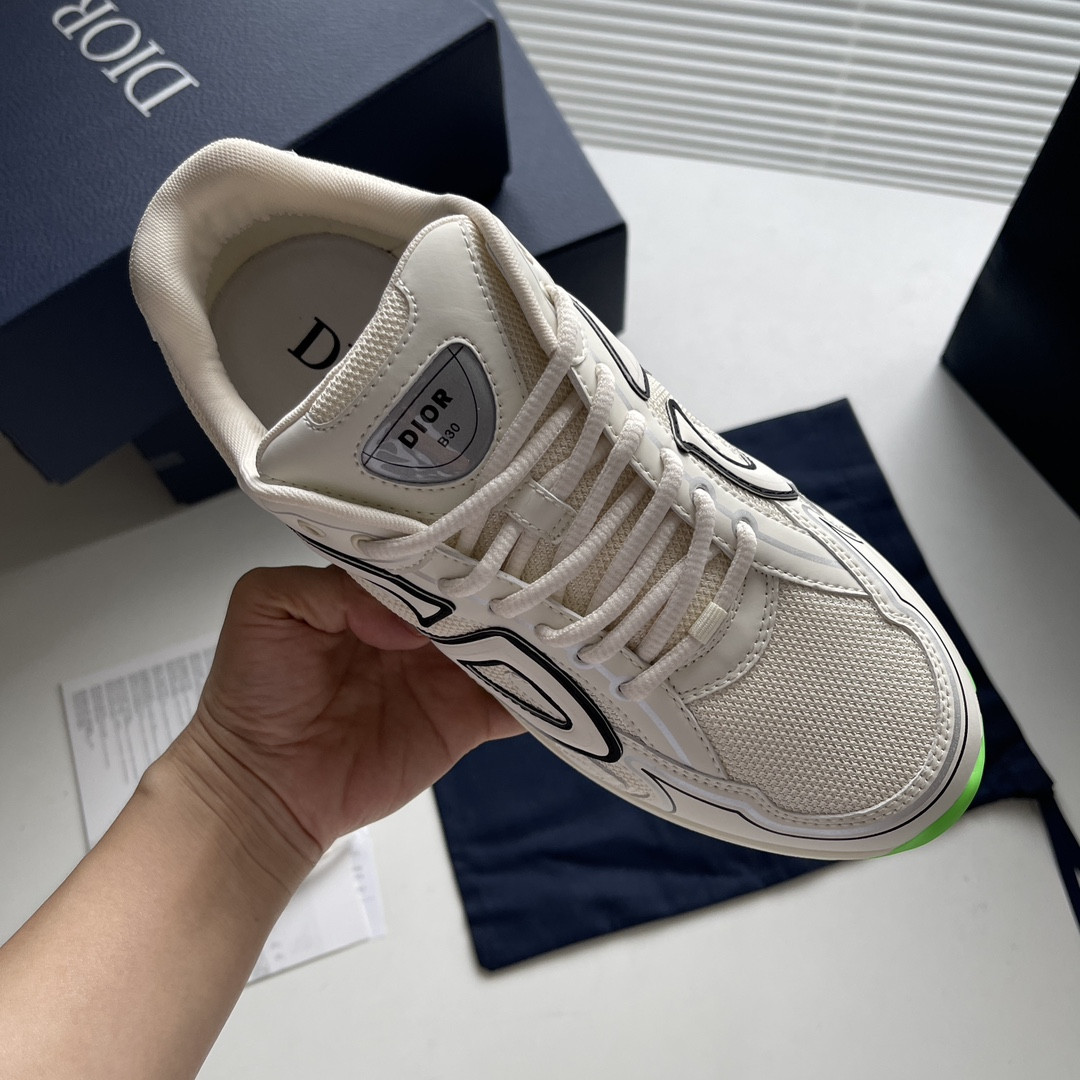 UA D*0r B30 Sneaker