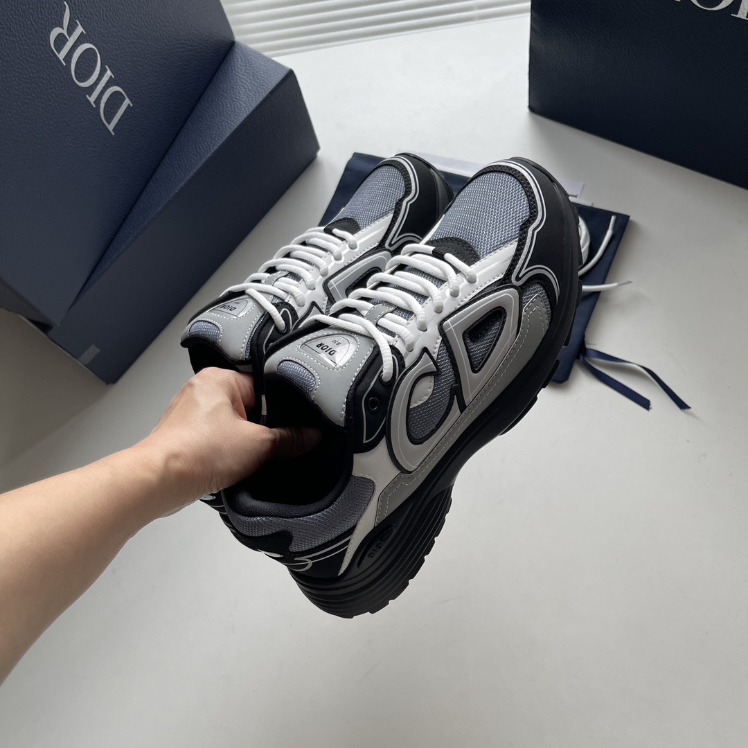 UA D*0r B30 Sneaker