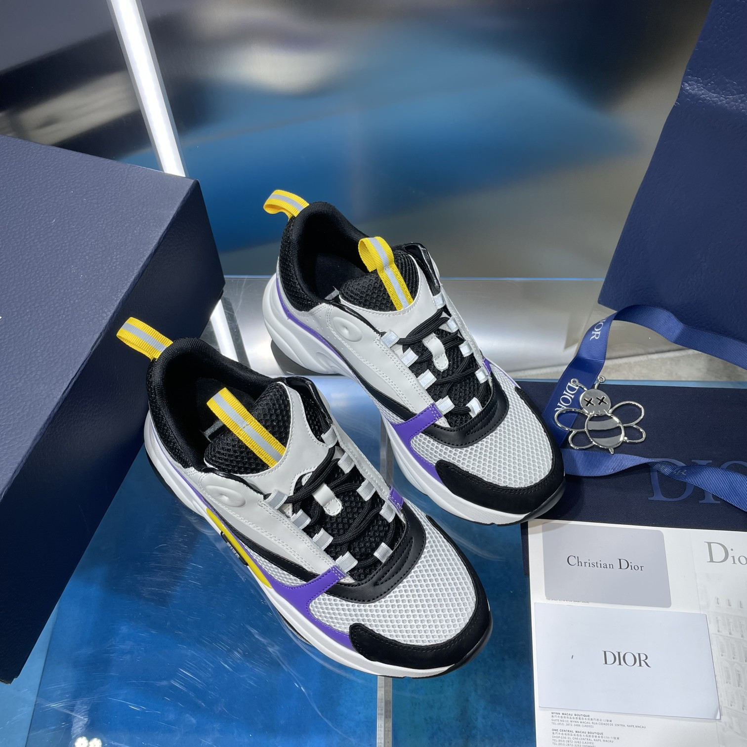 UA D*0r B22 white Sneaker