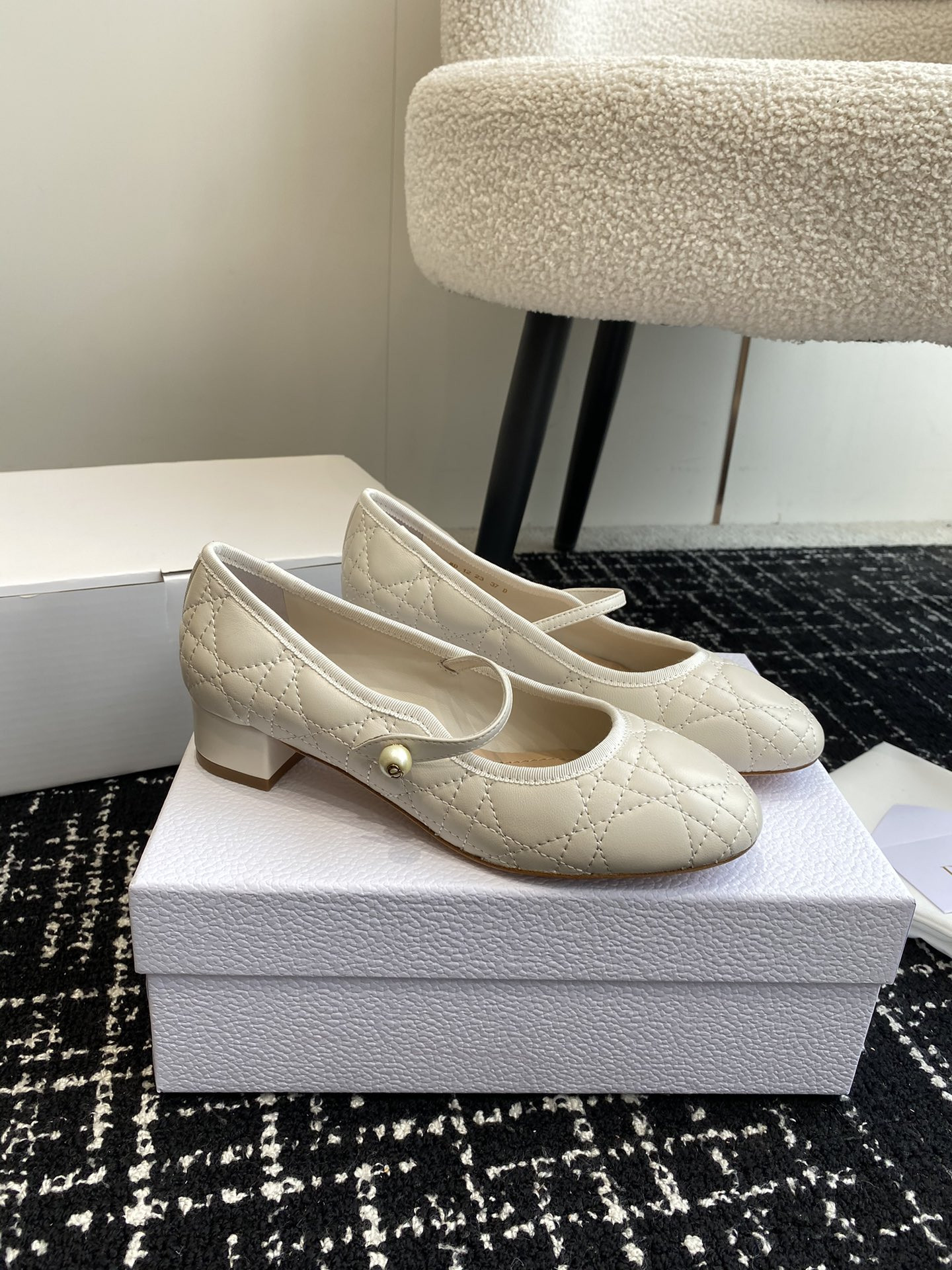UA D*0r Ballet Pump White