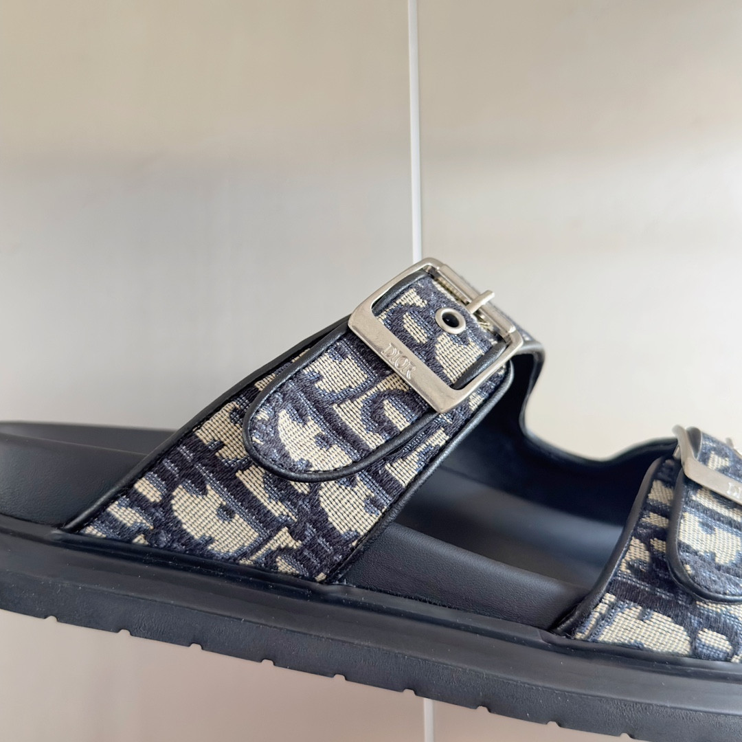 UA D*0r Aqua Sandal