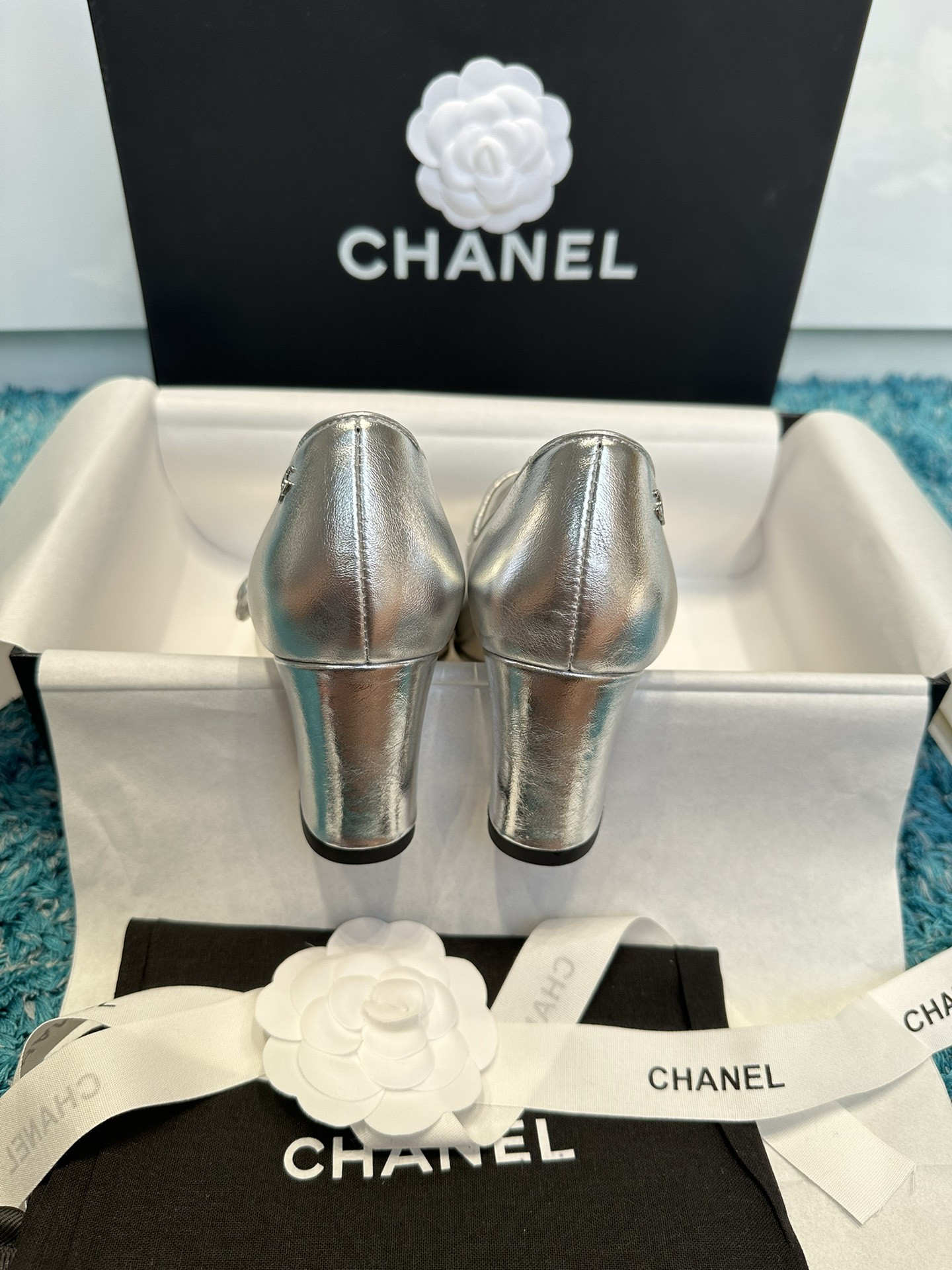 UA Ch*el MARY JANES Pump