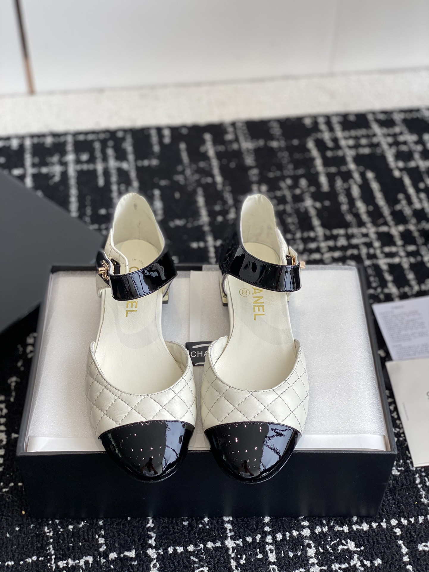 UA Ch*el MARY JANES