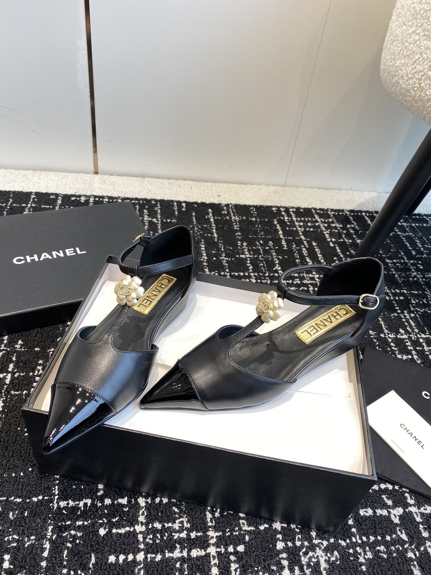 UA Ch*el MARY JANES