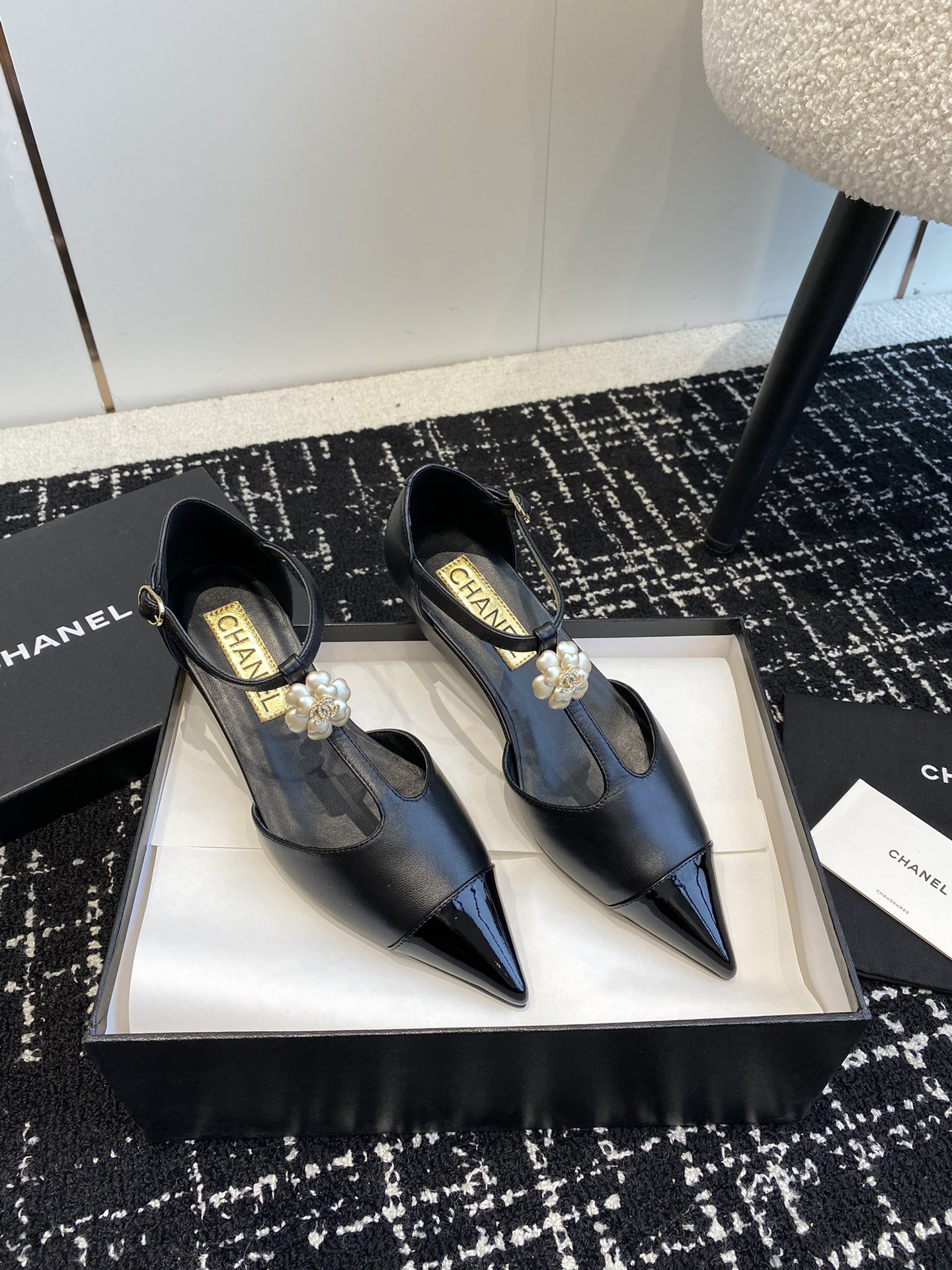 UA Ch*el MARY JANES