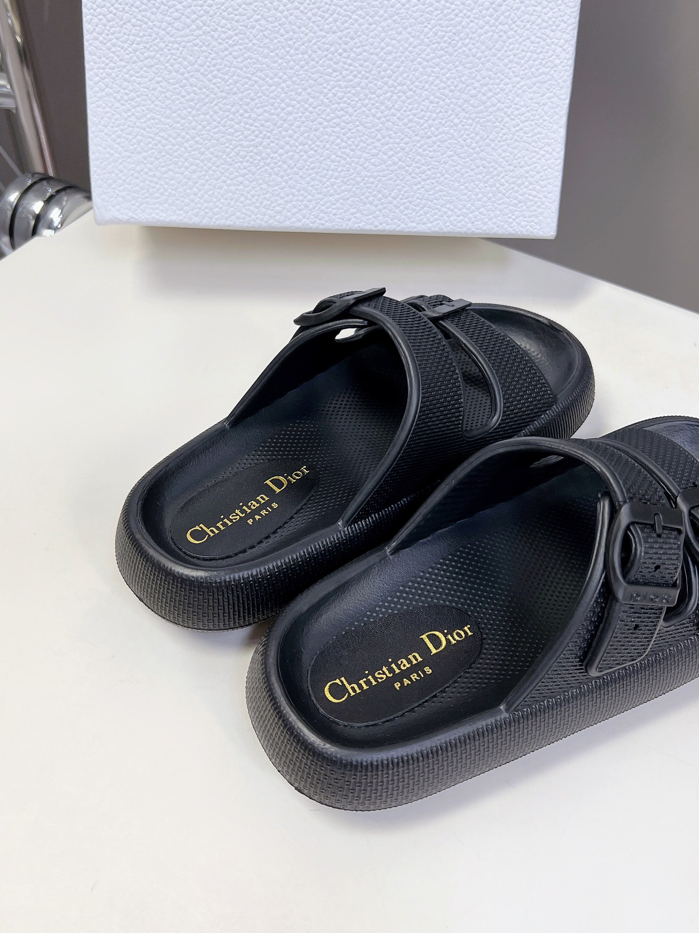 UA D*0r Slide