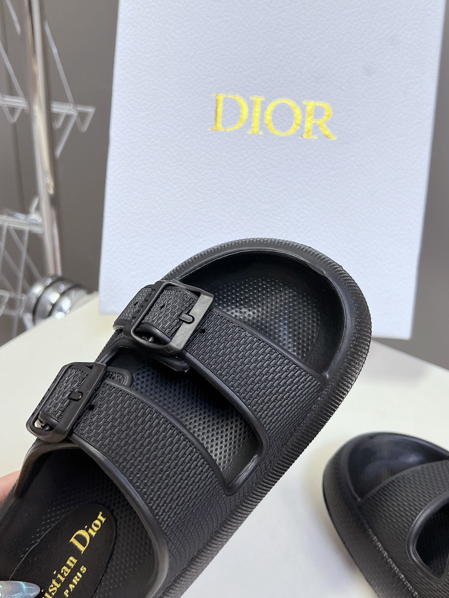 UA D*0r Slide