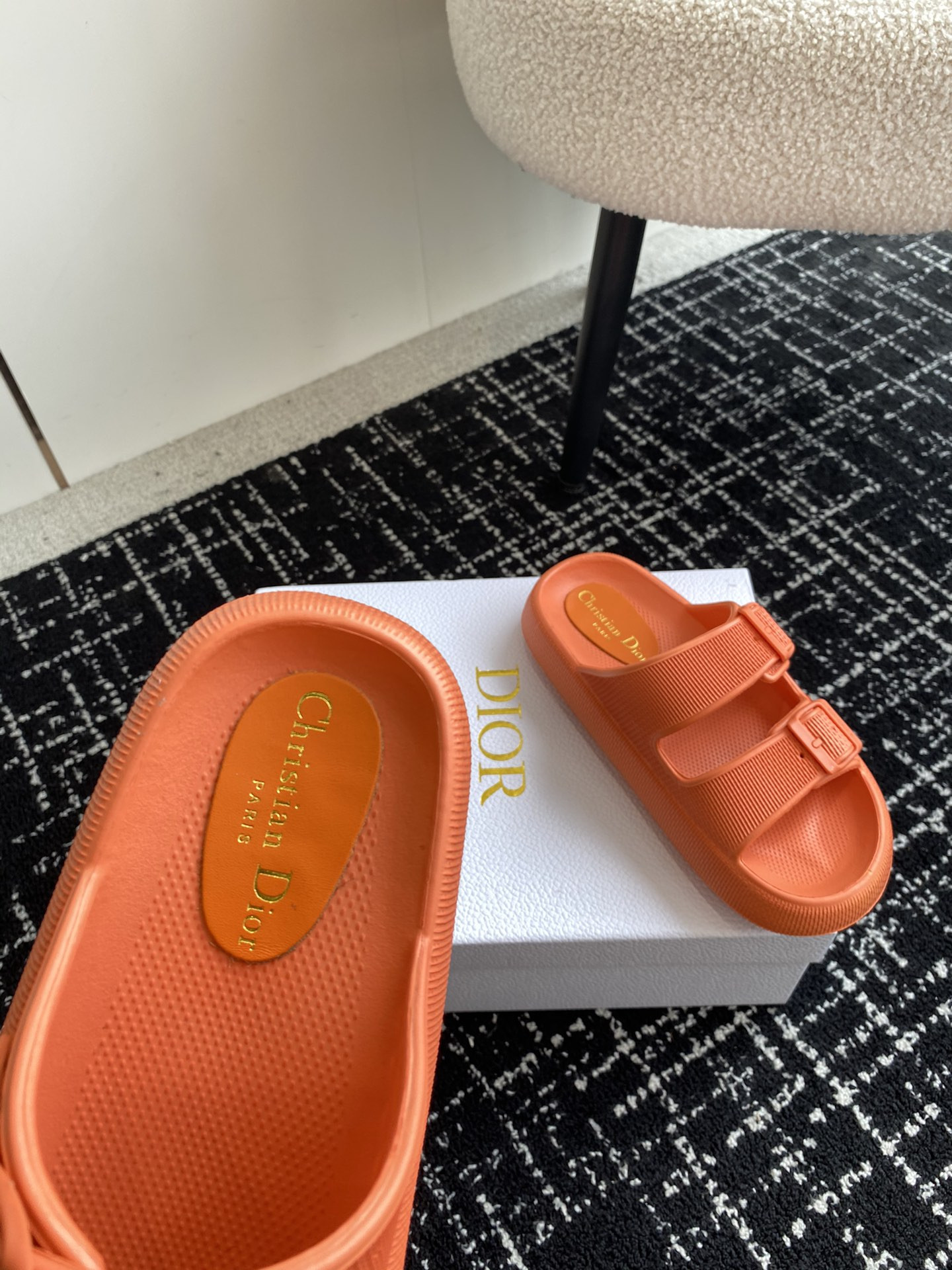 UA D*0r Slide