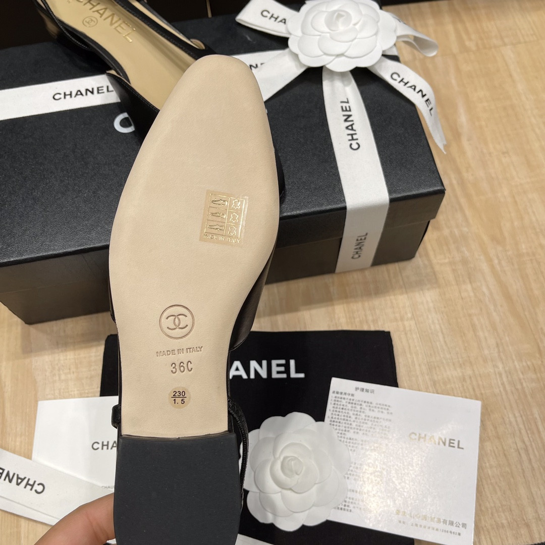 UA Ch*el SLINGBACKS FLAT