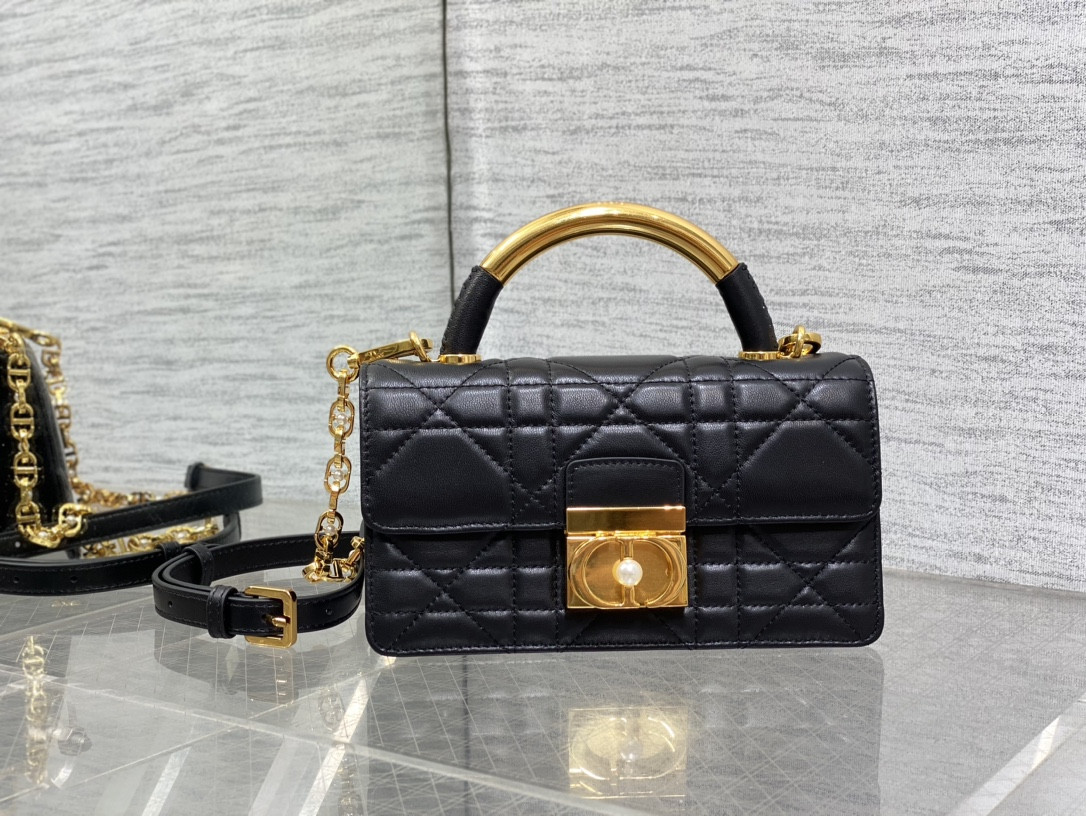 D*0r Small D*0r Ange Bag Black Macrocannage Calfskin 20 x 12 x 5 cm
