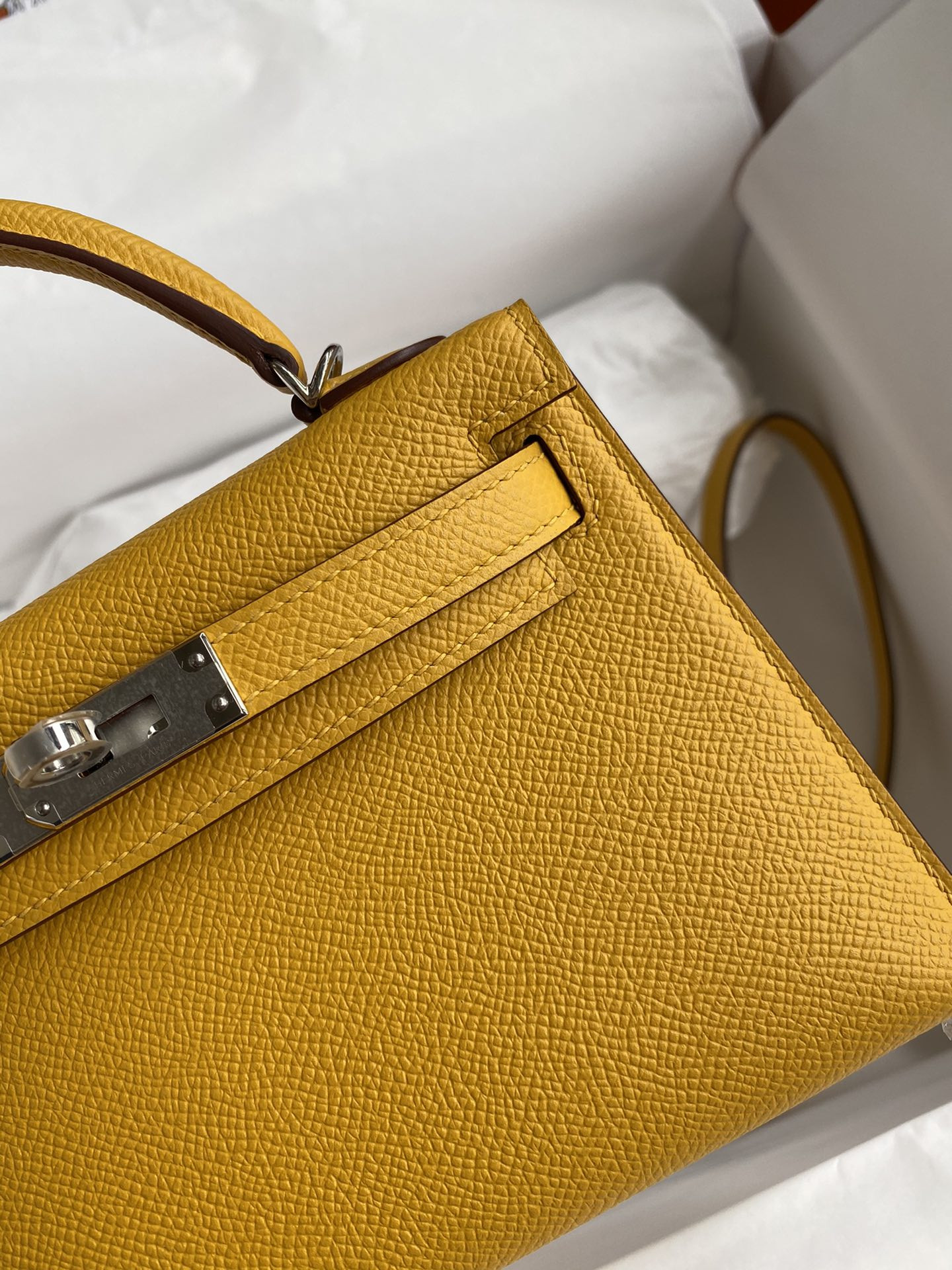 Hermès Mini Kelly 19 19×6×12CM