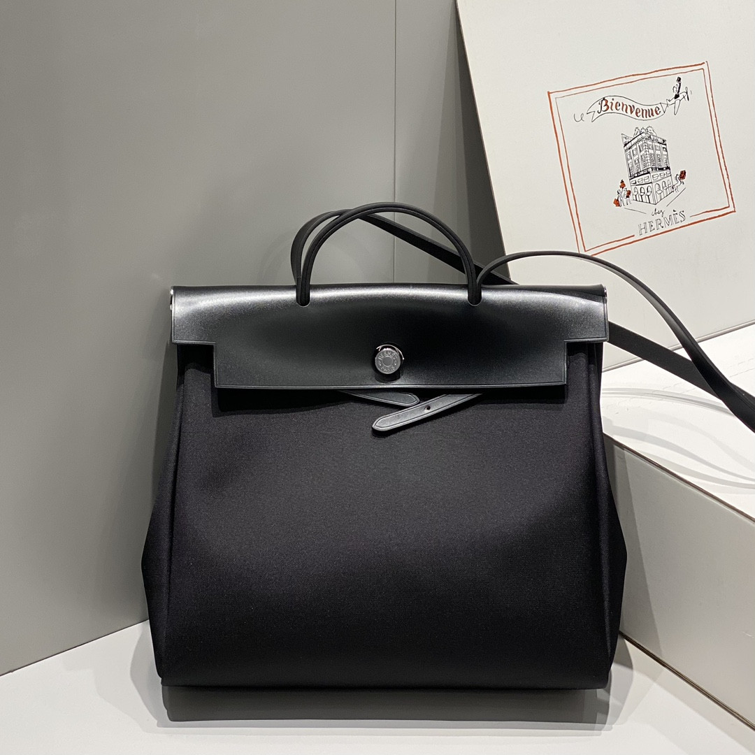H**mes Herbag 39 x 28 x 9 cm