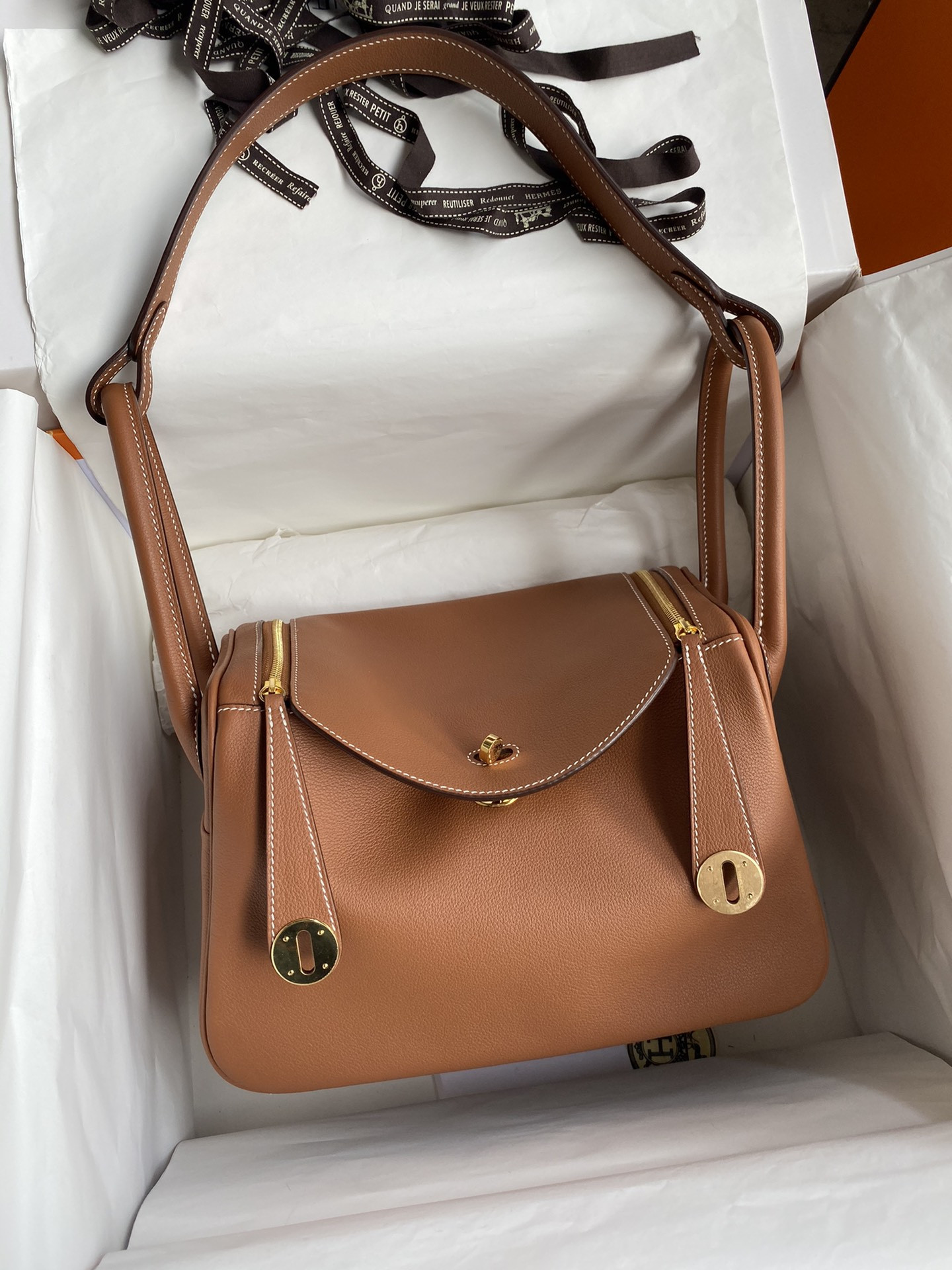 H**mes Lindy 26cm