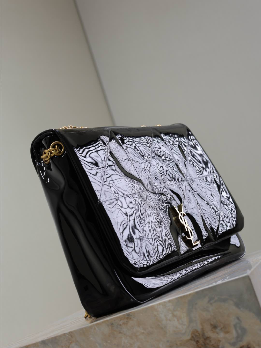 Y*L large jamie 4.3 in patent effect fabric