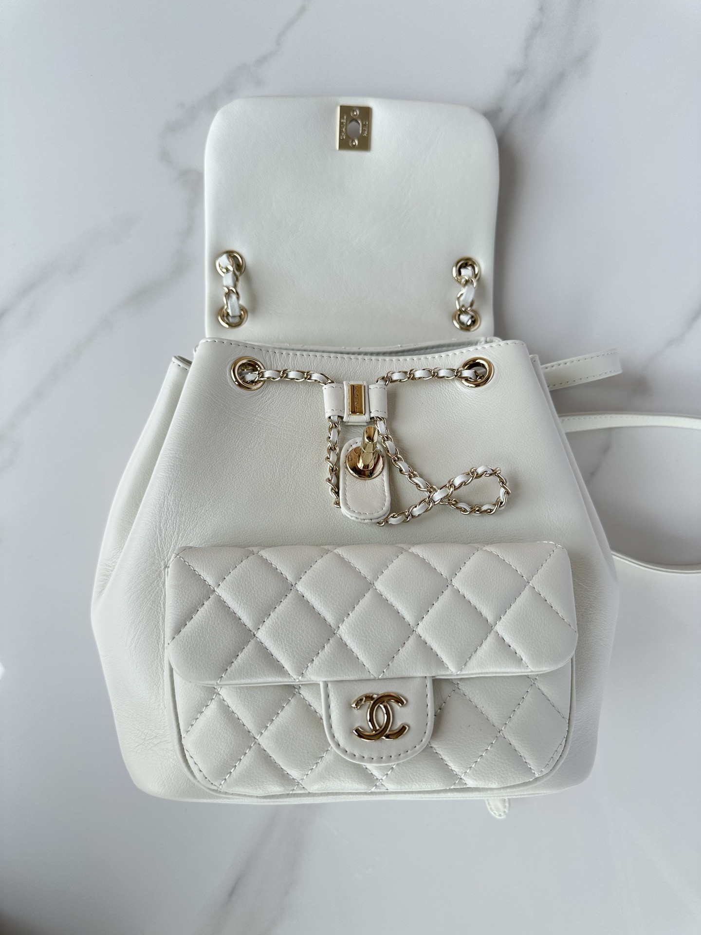 Ch*el Backpack 23x21x13cm
