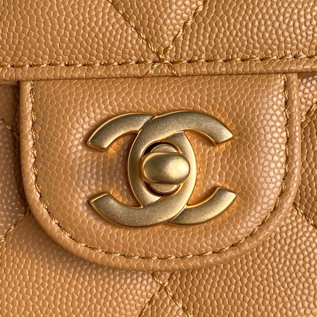 Ch*el Classic Flap Bag 16×22×5cm AS5166