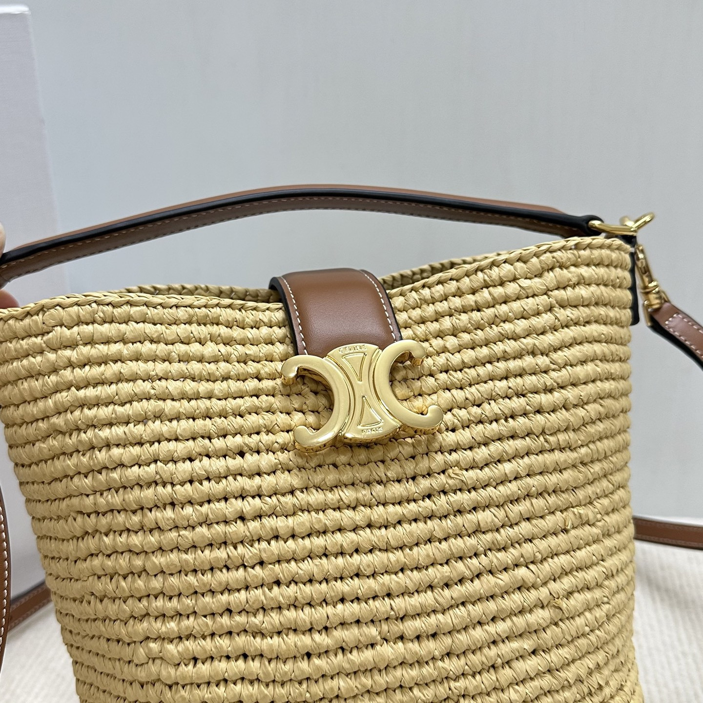 Ce**e MINI BUCKET L0*isE IN RAFFIA 13.5x16x10cm