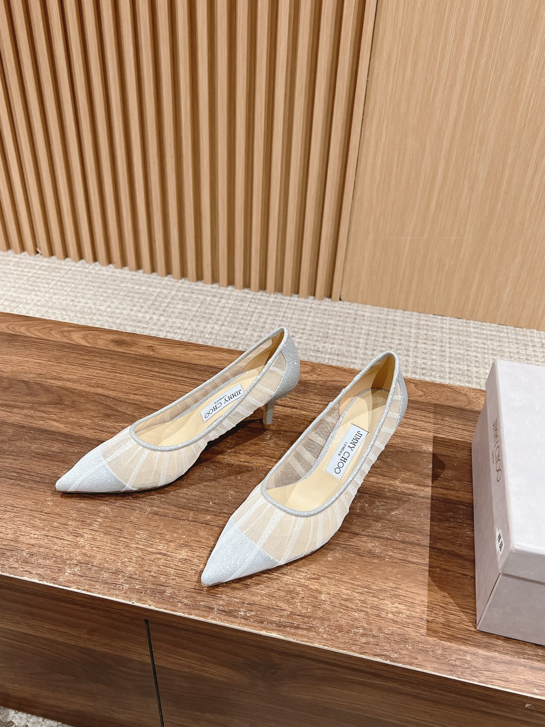 UA Ji*y Ch* Pumps